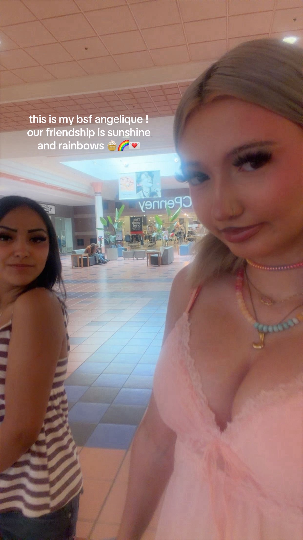 @L I V V I ๐ฆ๐๐