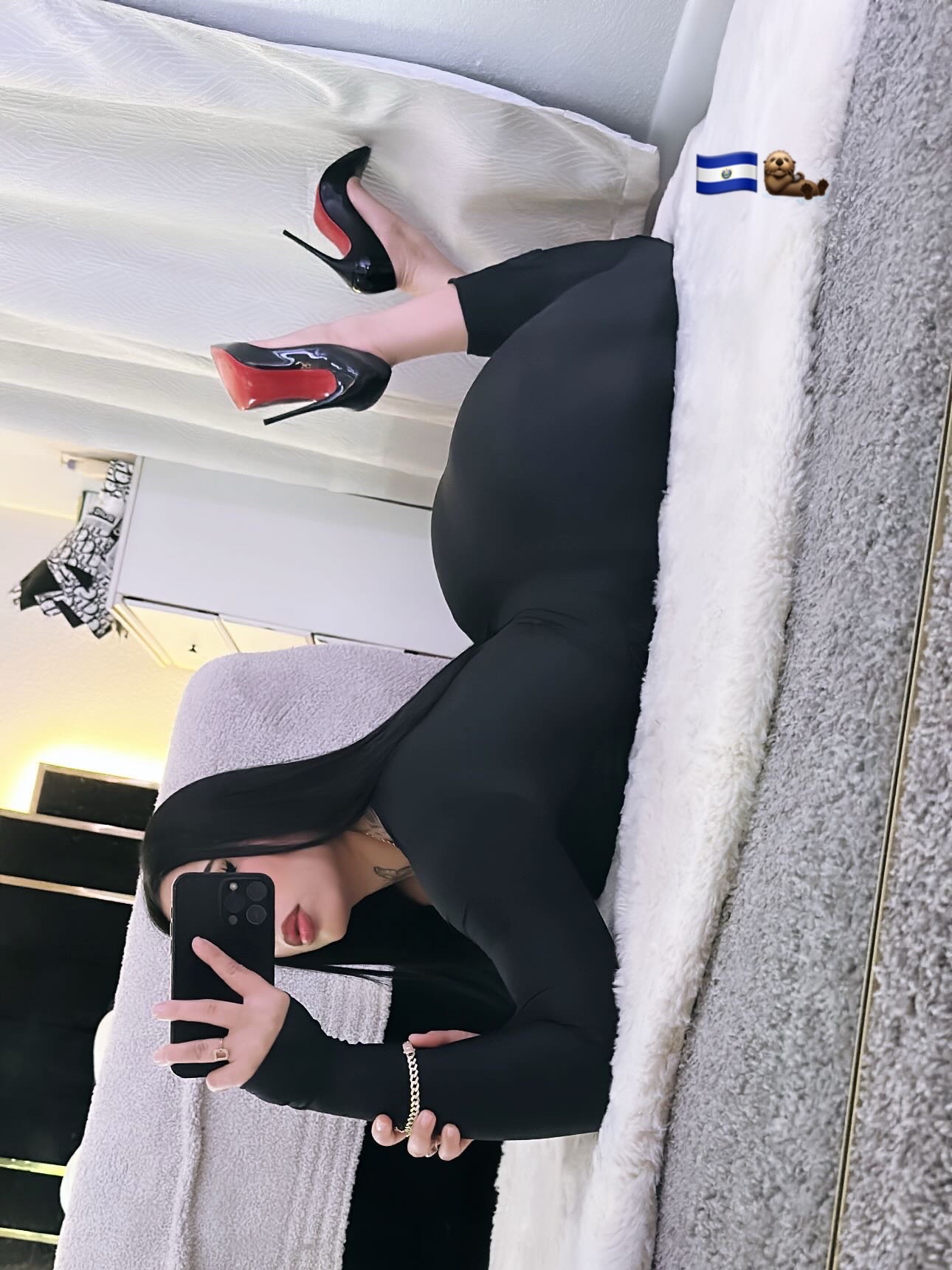 @Gabriela Melissa