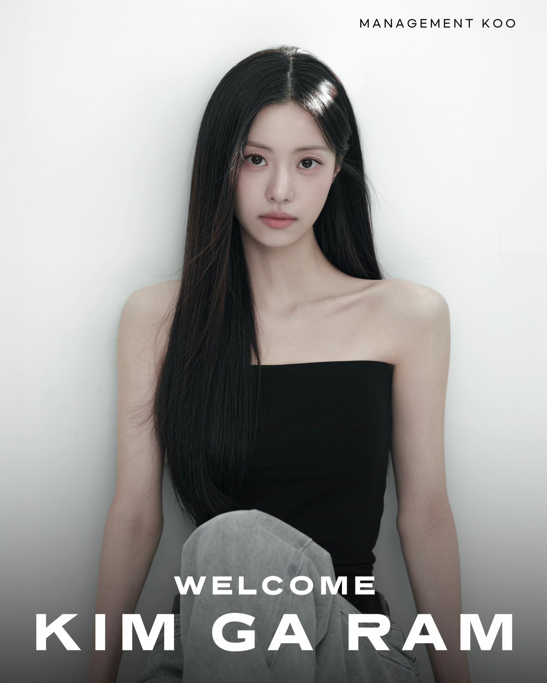 @exopink ☽̶☾