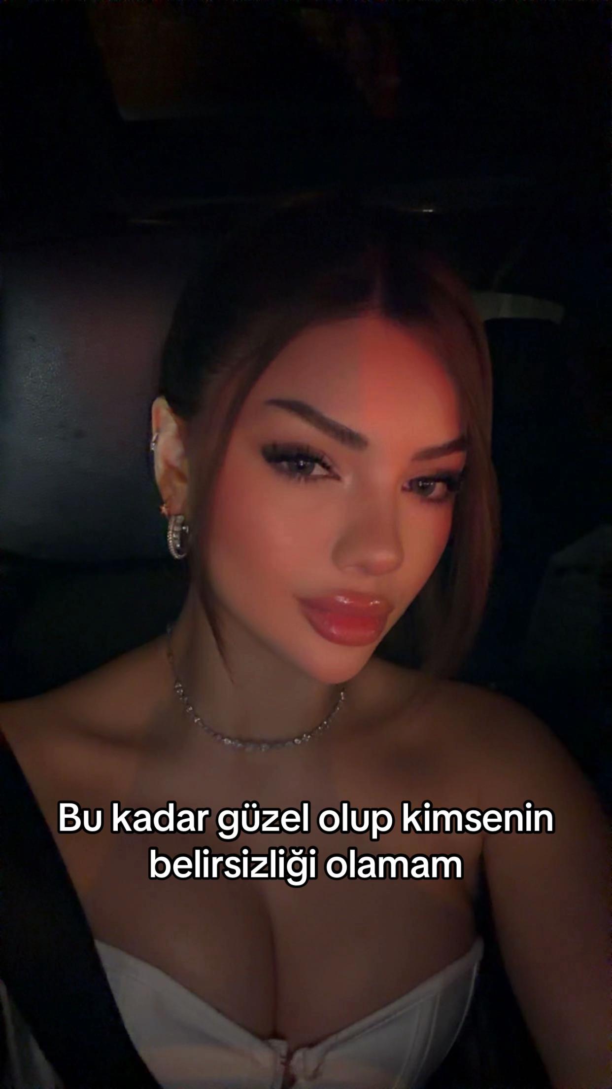 @𝐘𝐘