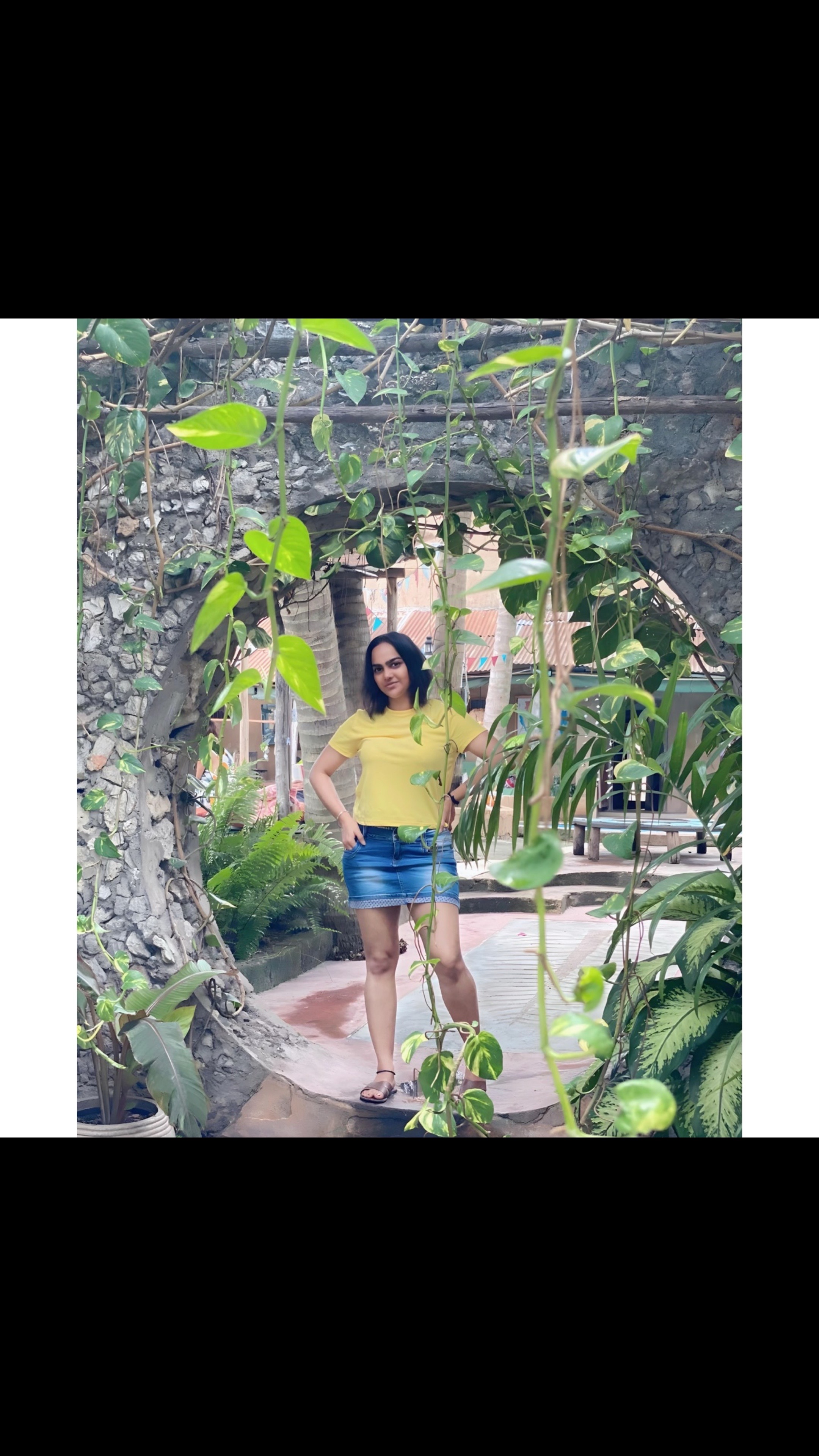 @꧁༺Priyah Priya༻꧂