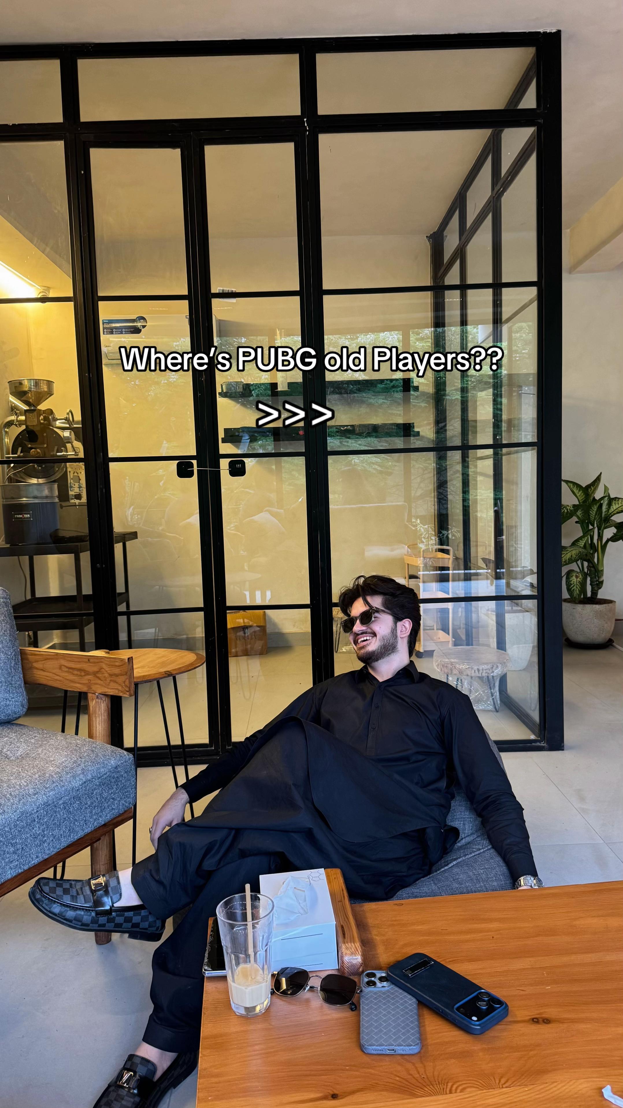 @𝘼𝙨𝙞𝙞𝙢𝙤𝙤🦇