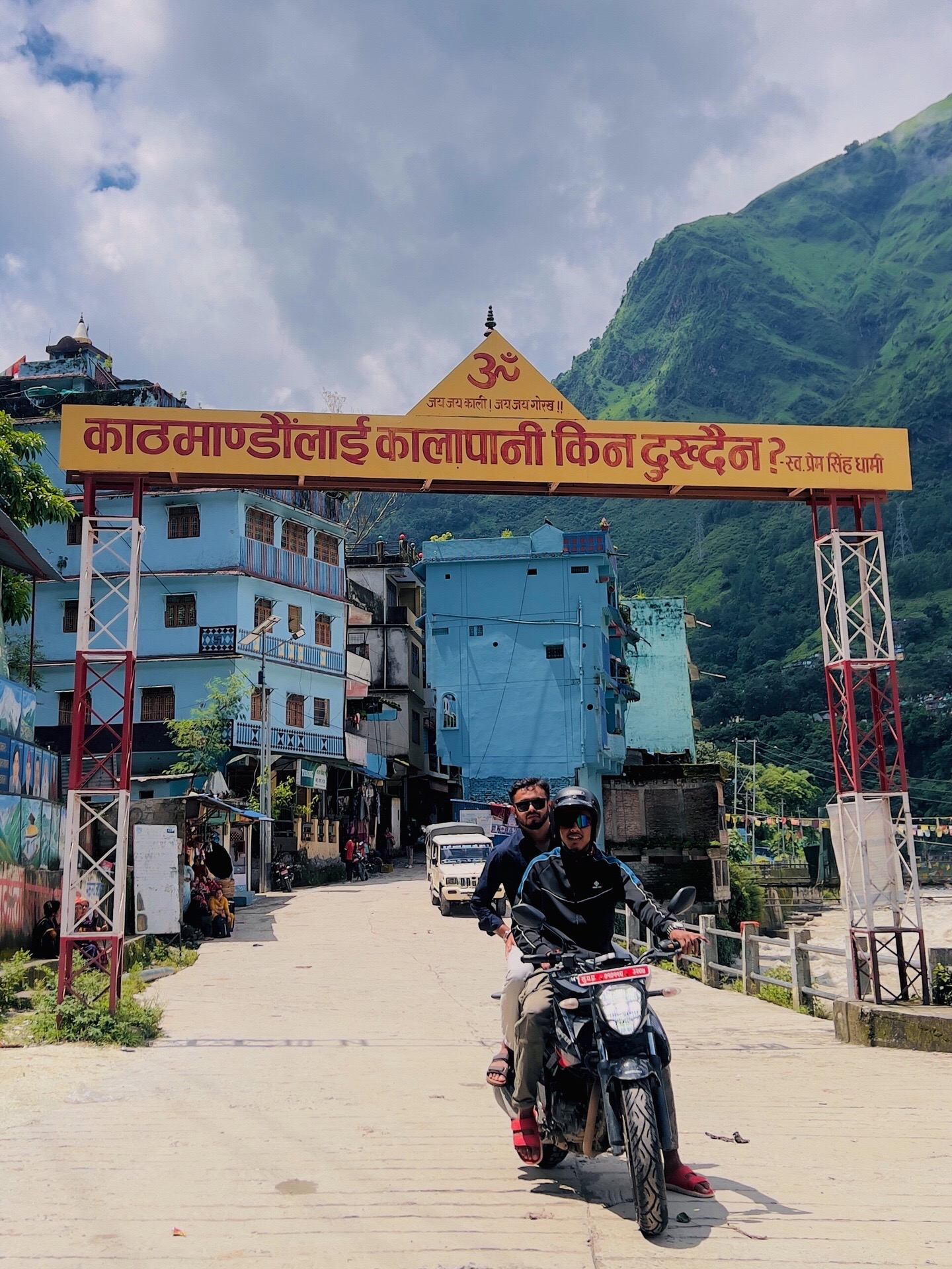 @आदेश रावल 🍂