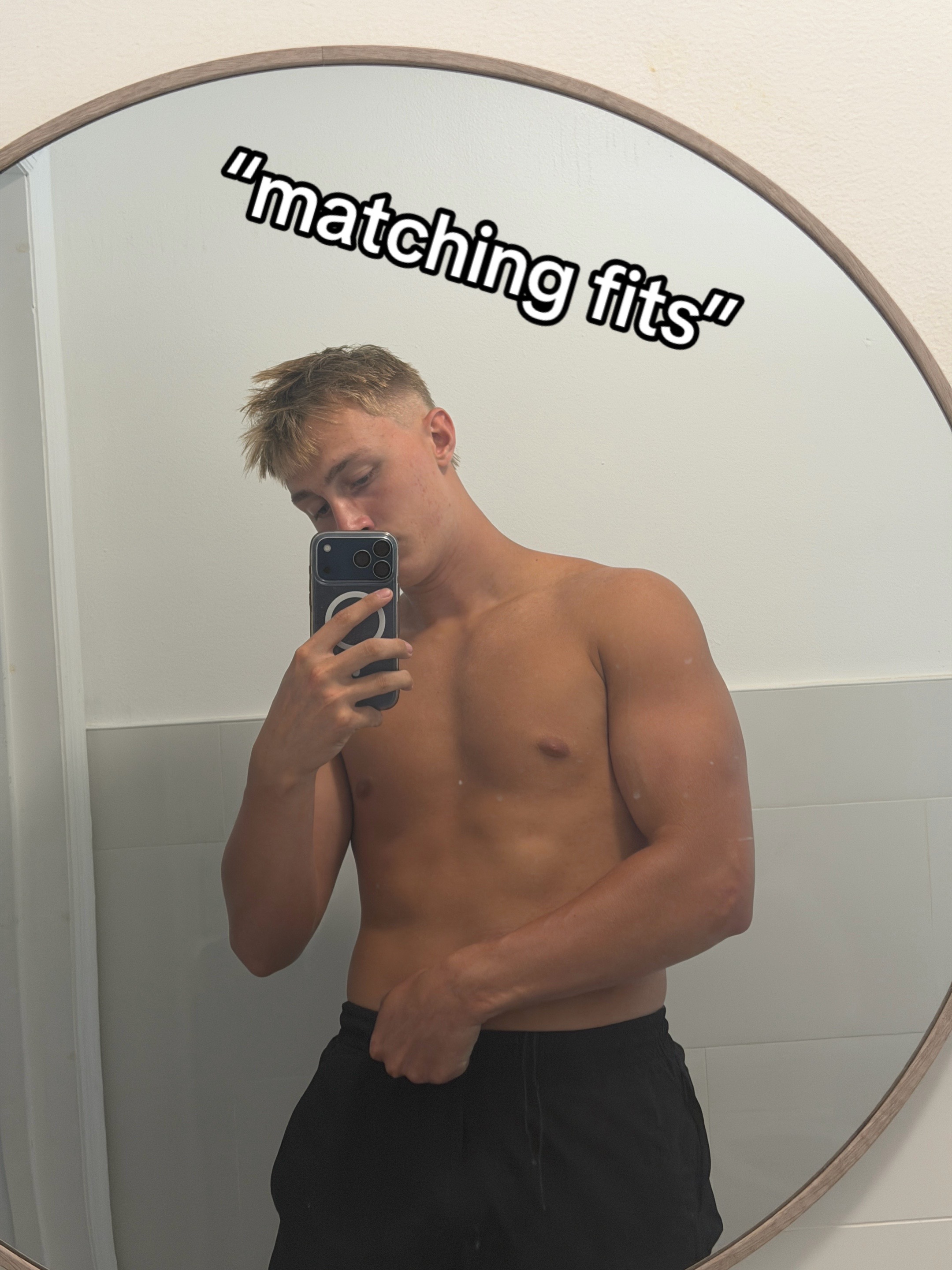 @elias 🎩