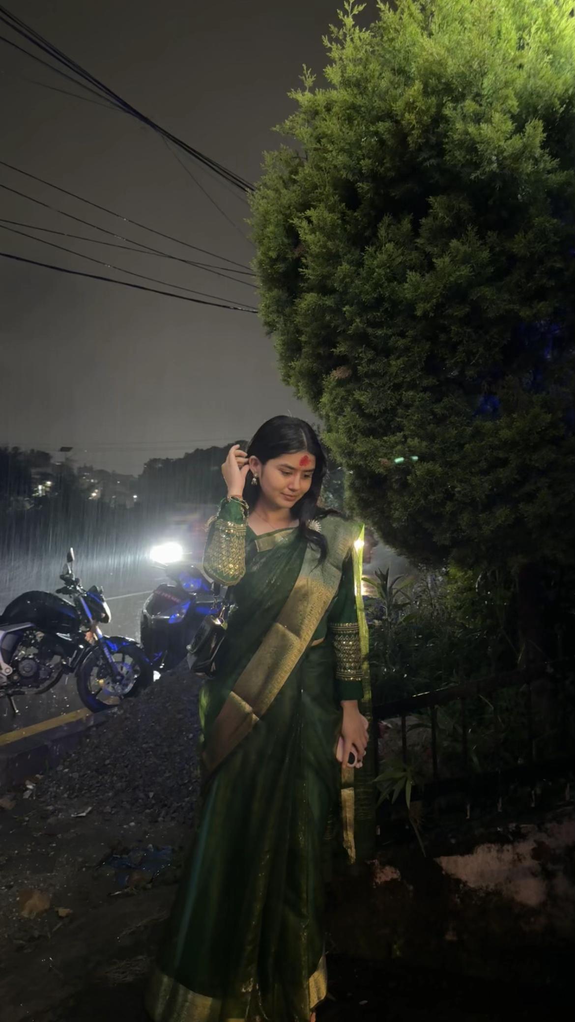 @अनु देउवा