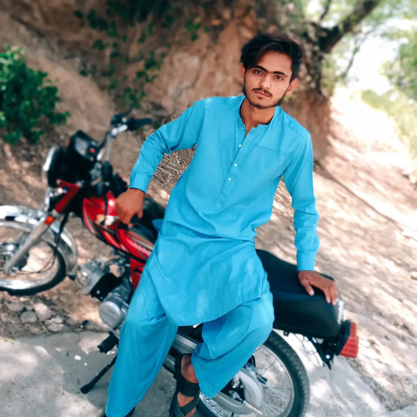 @SHAMI HU YAR