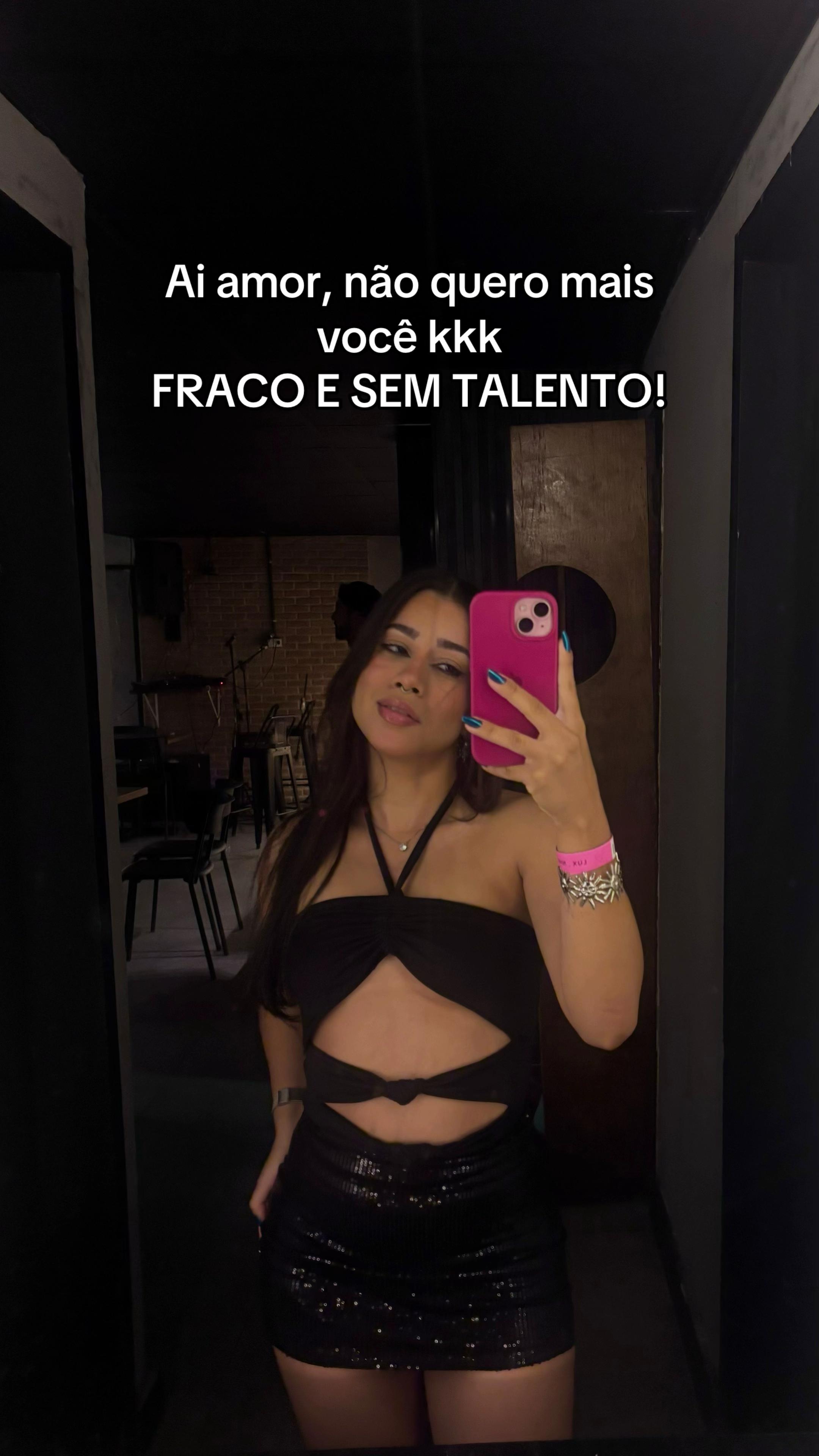 @Ayana Franciele