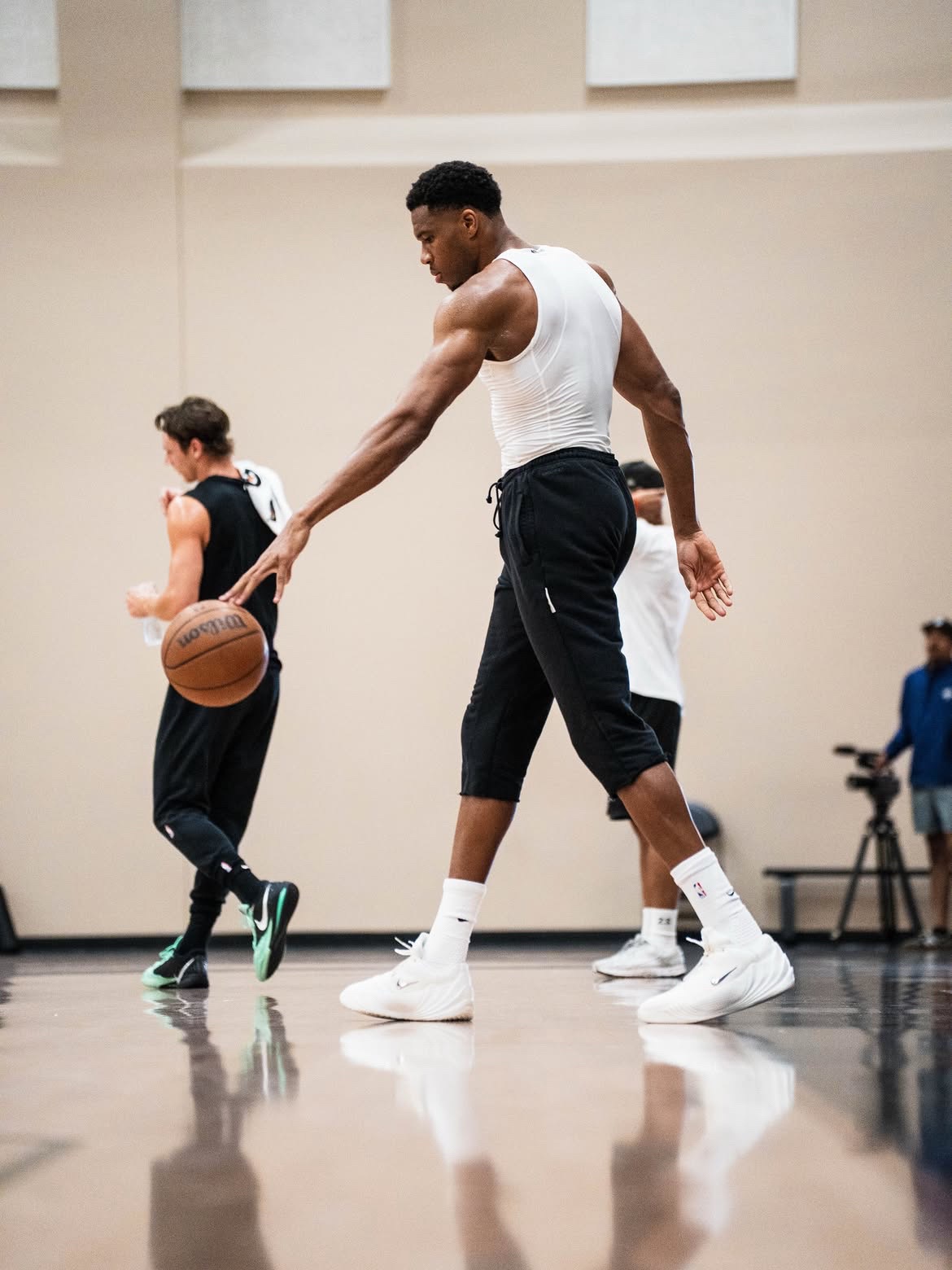 @Giannis Antetokounmpo