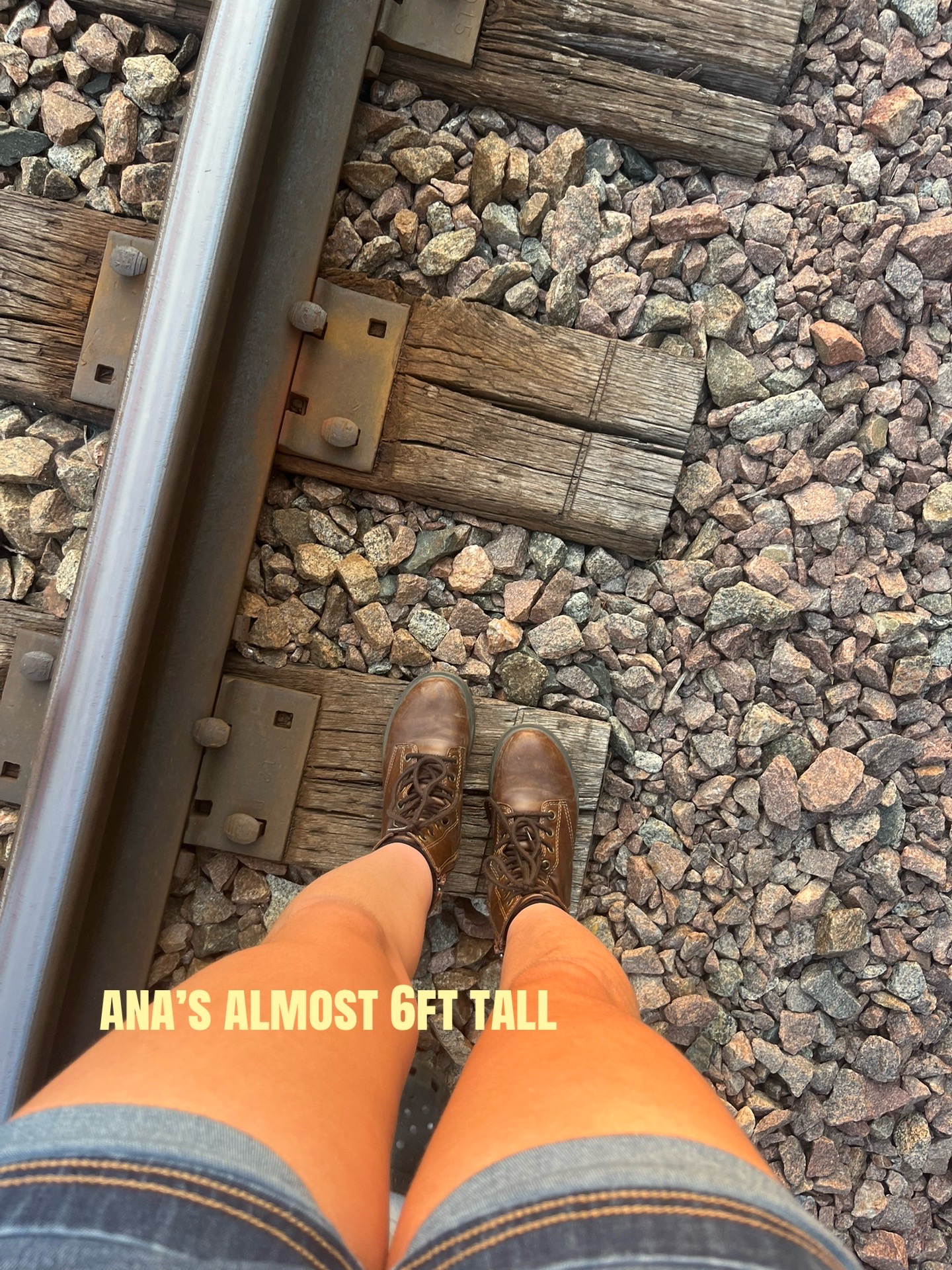 @ツ