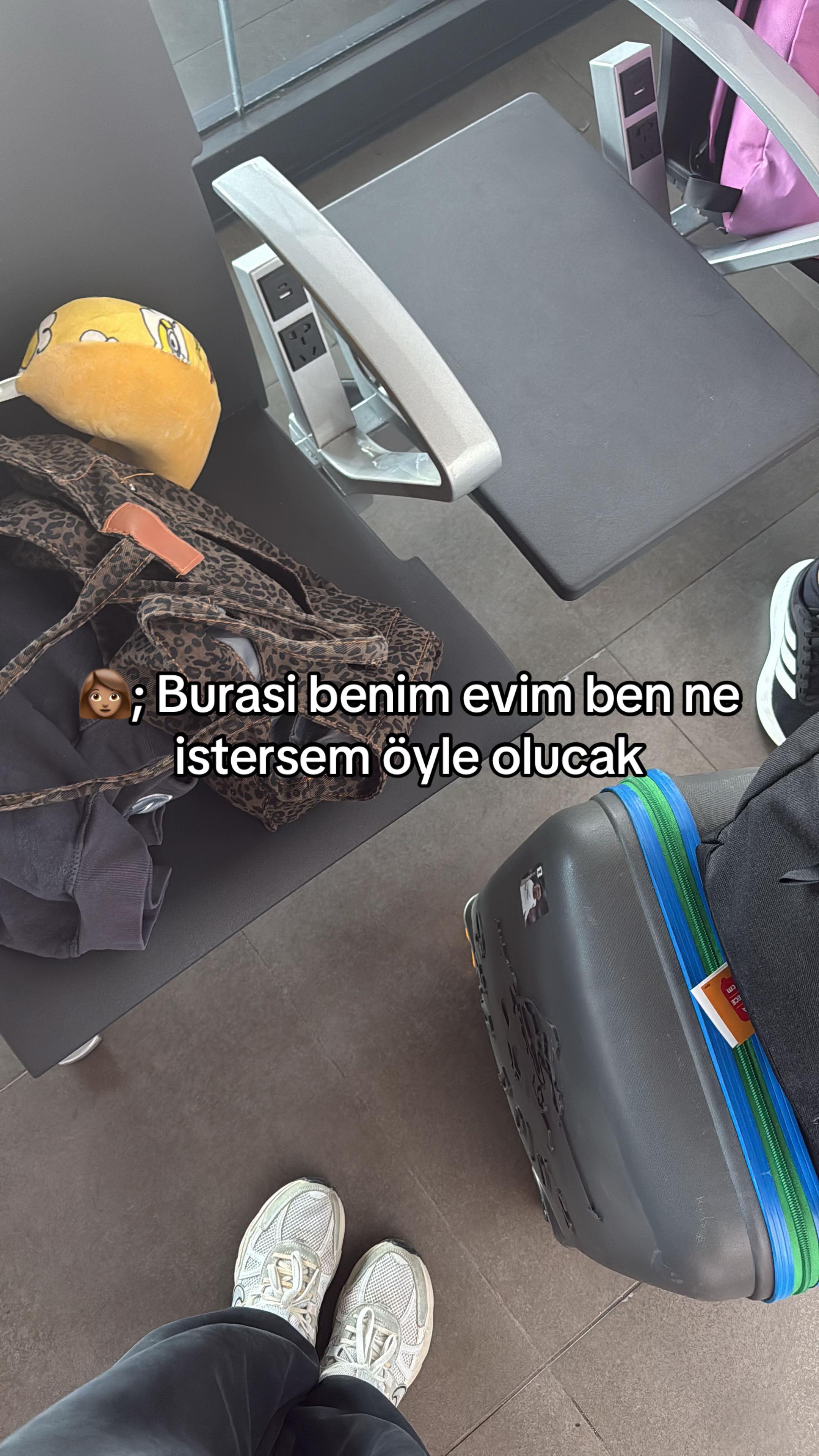 @Ceren Akgül🇹🇷