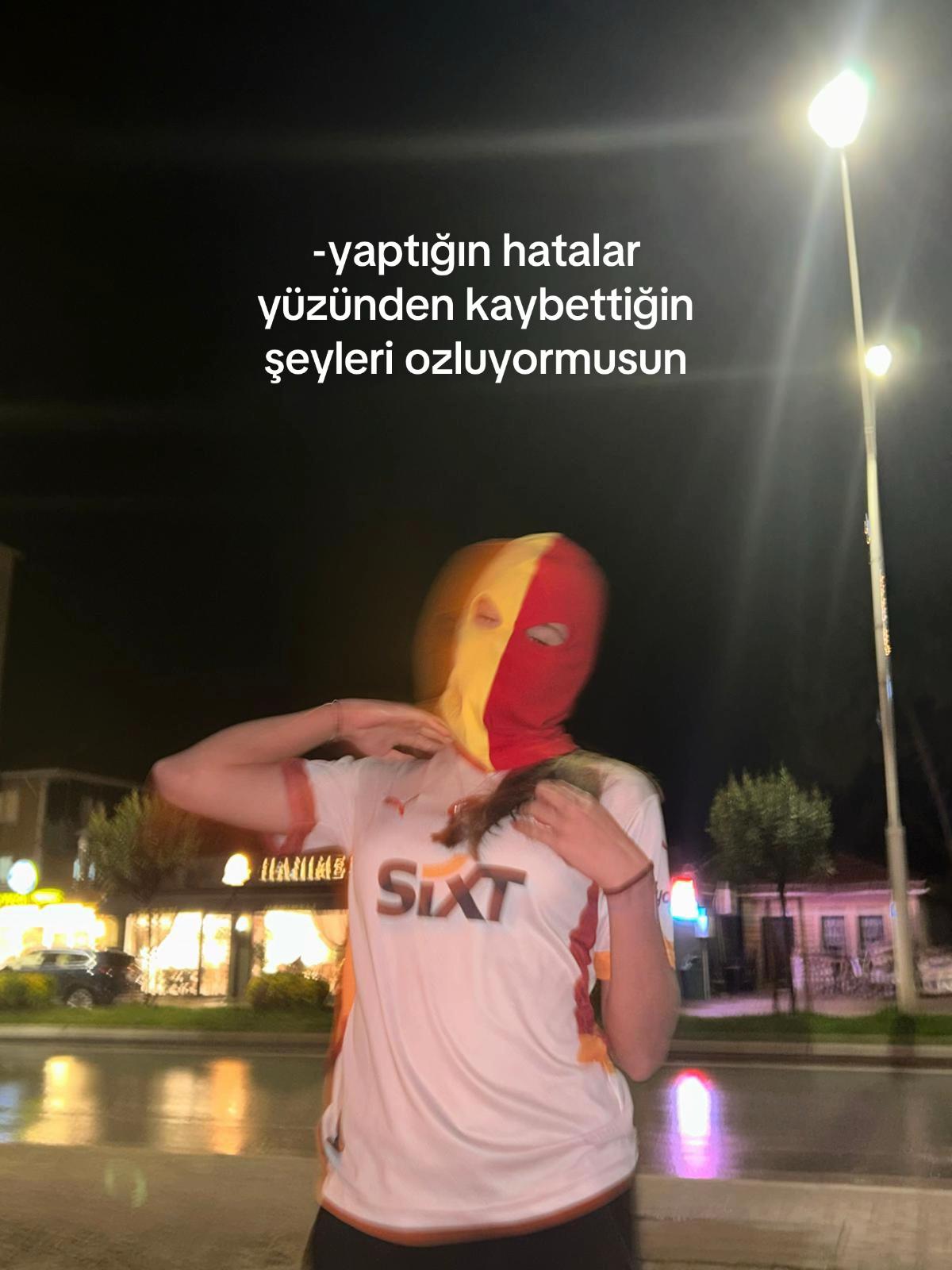 @𝐍