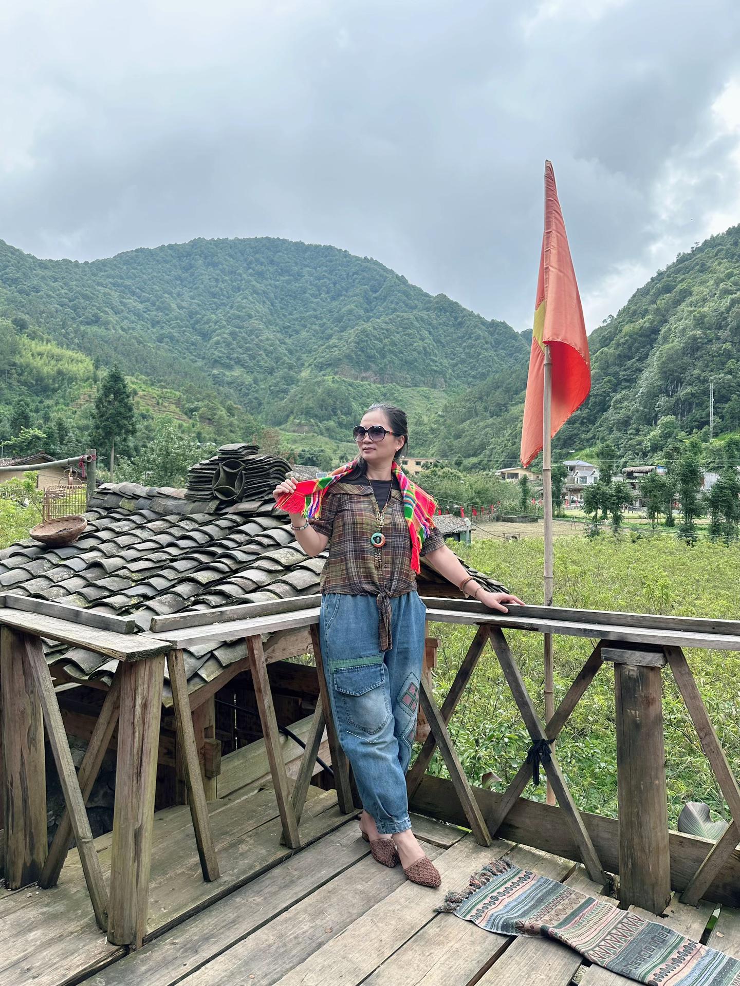 @Hoa sún ( nhí nhố)