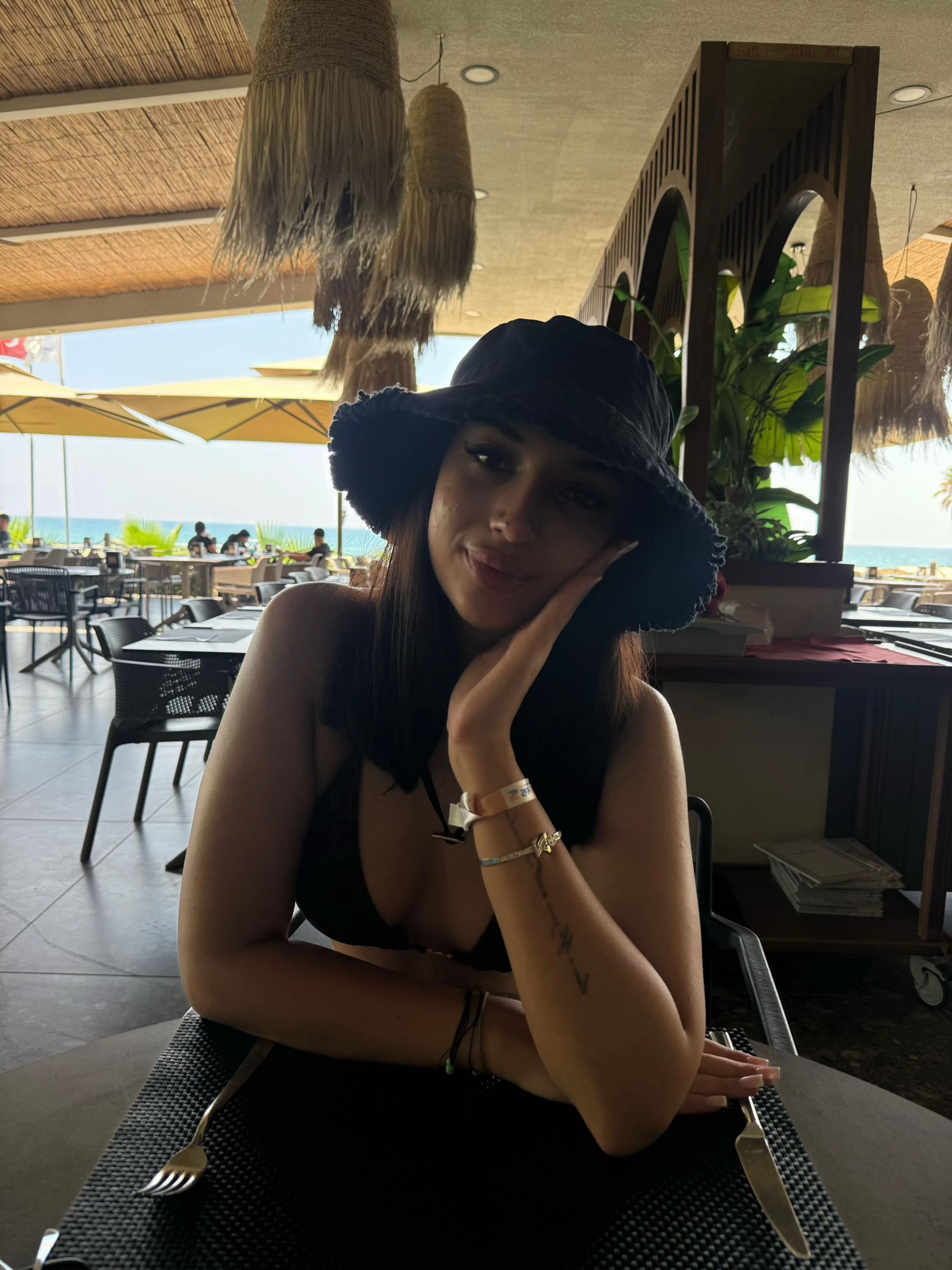 @Rojin