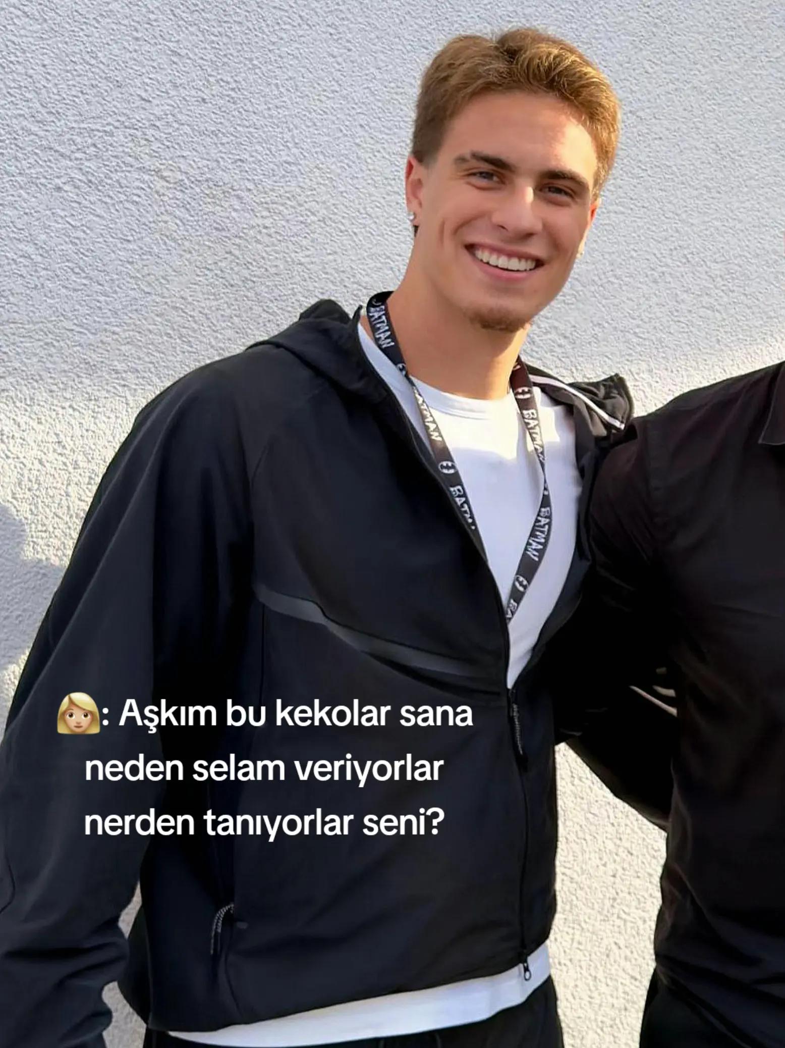 @★𝗞𝗬★