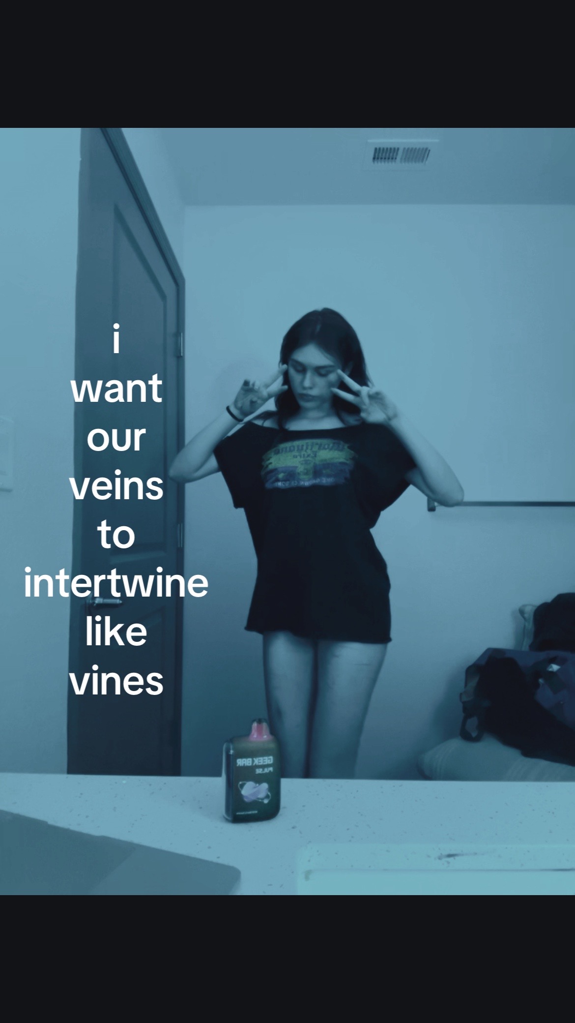 @️