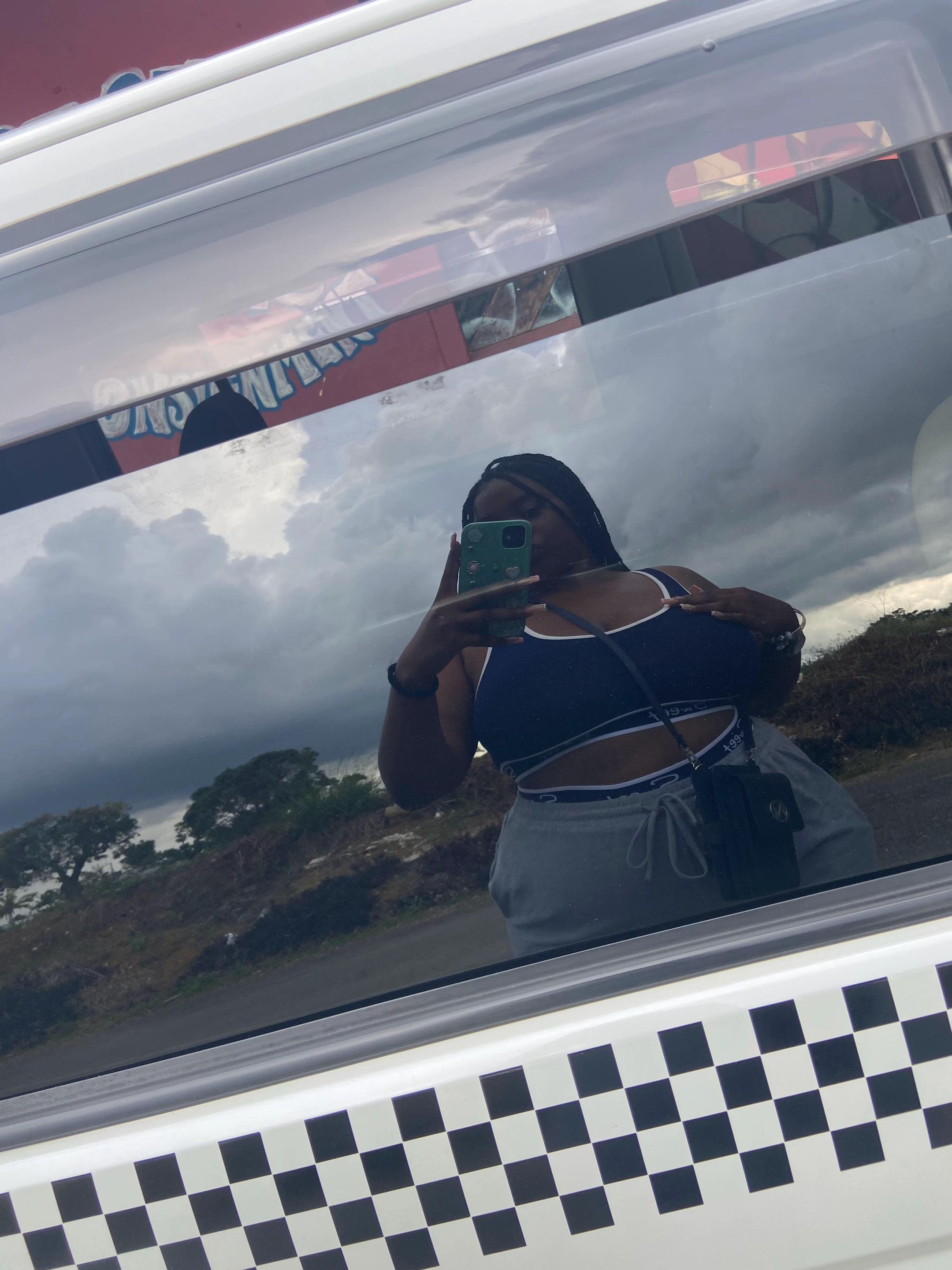 @Pretty face sham🥰💞