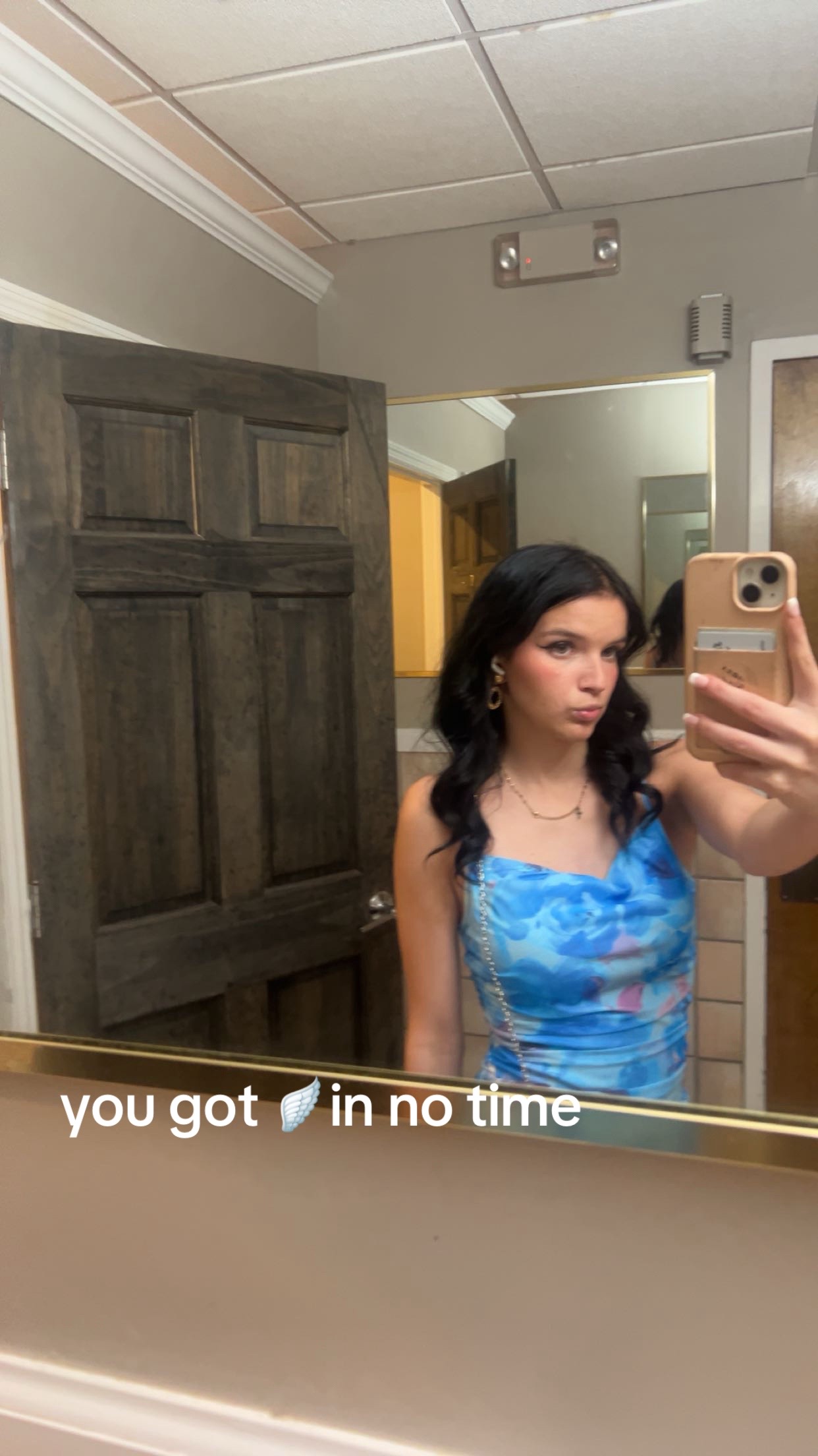 @️
