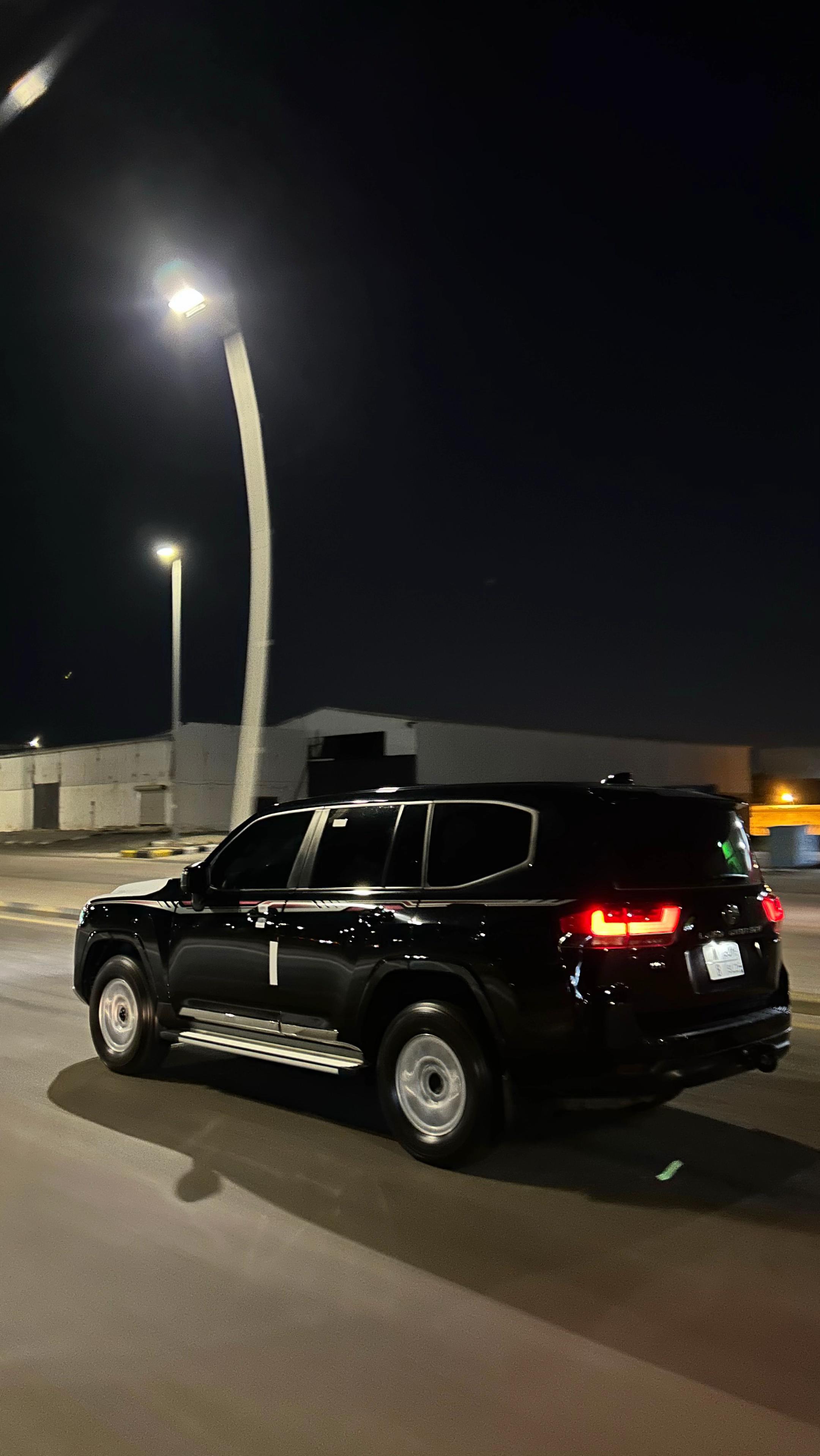 @عبدالله العنزي 🤍 .