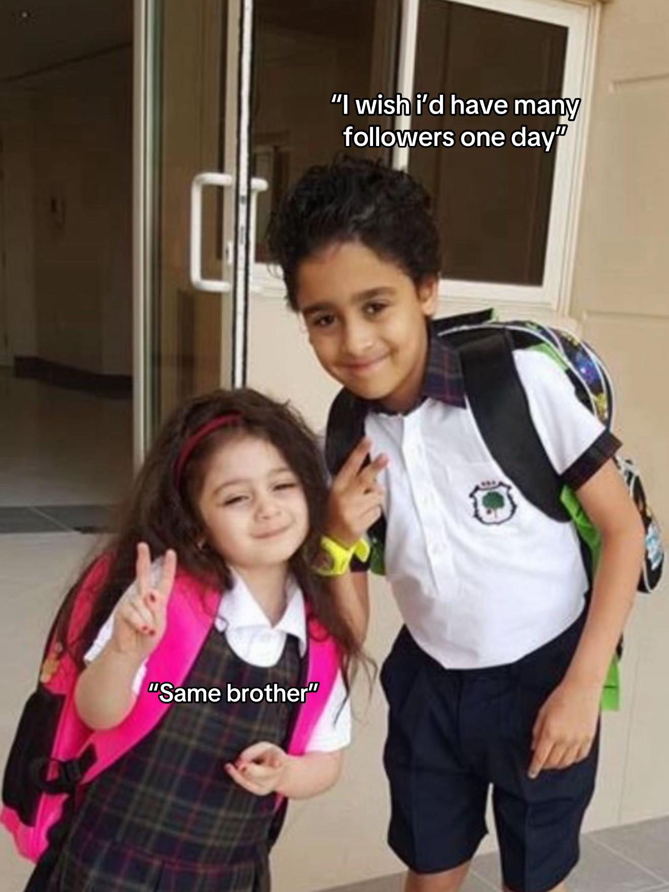 @𝐀𝐝𝐡𝐚𝐦𝐲𝐲