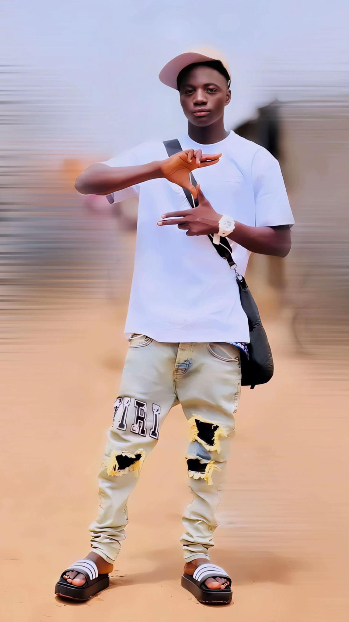 @FAÏCO🏝️la sap 🇳🇬drip.10🐇