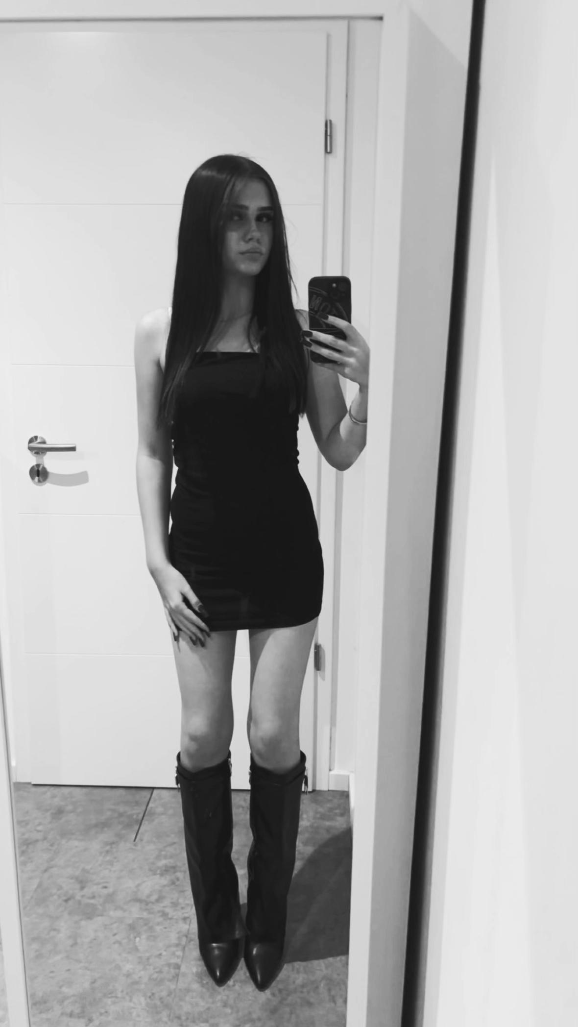 @𝐖𝐡𝐨𝐬.𝐡𝐚𝐧𝐧𝐚𝐡
