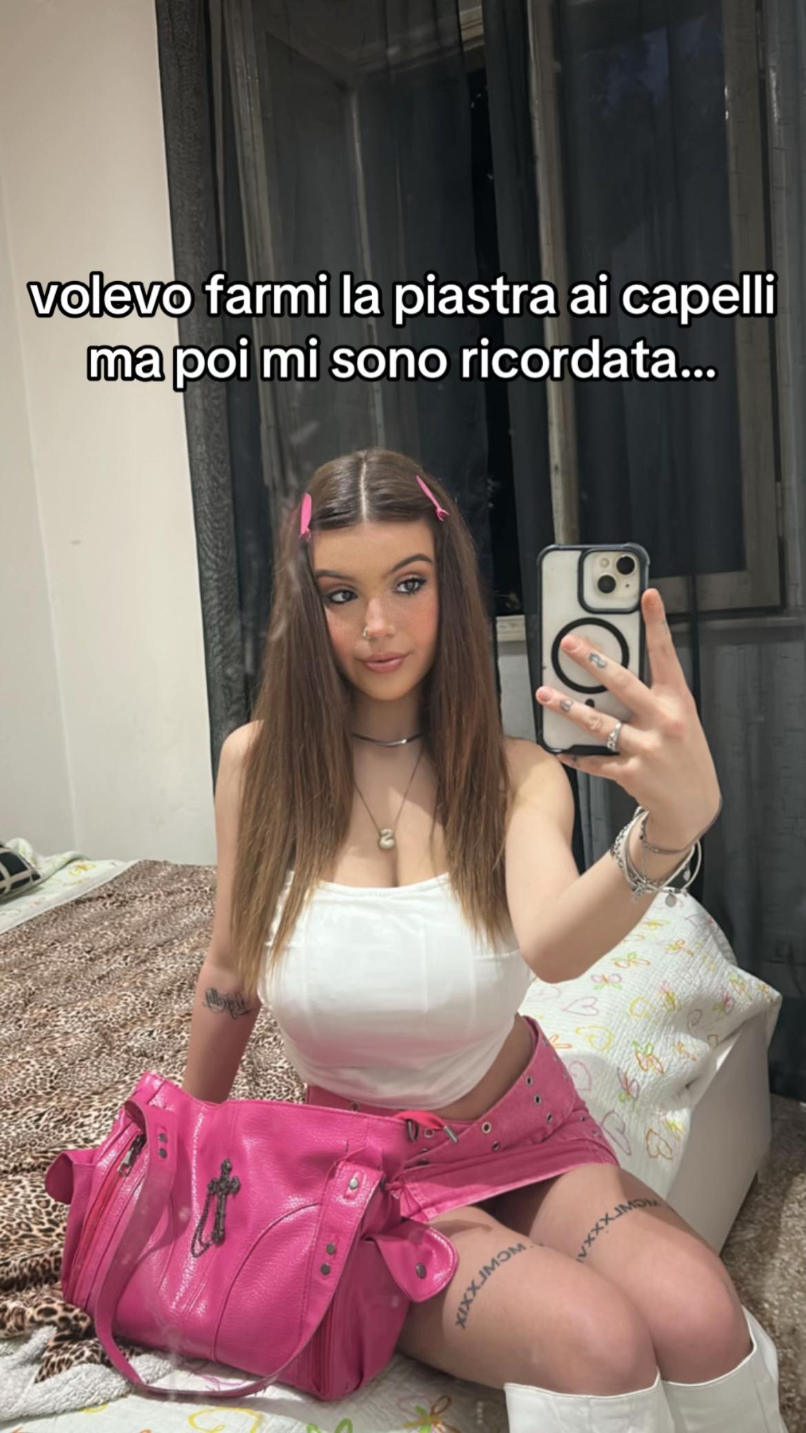 @saralamannaaa