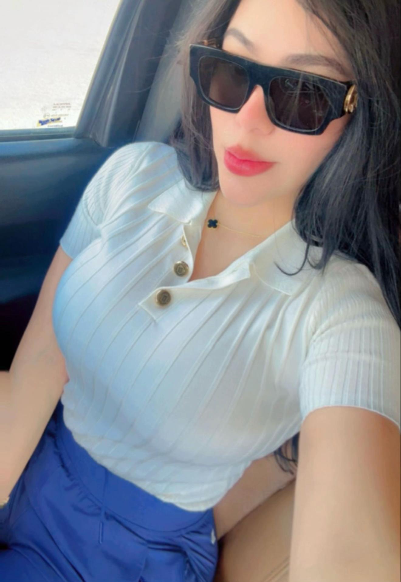 @Liliana De La Fuente,,,,,