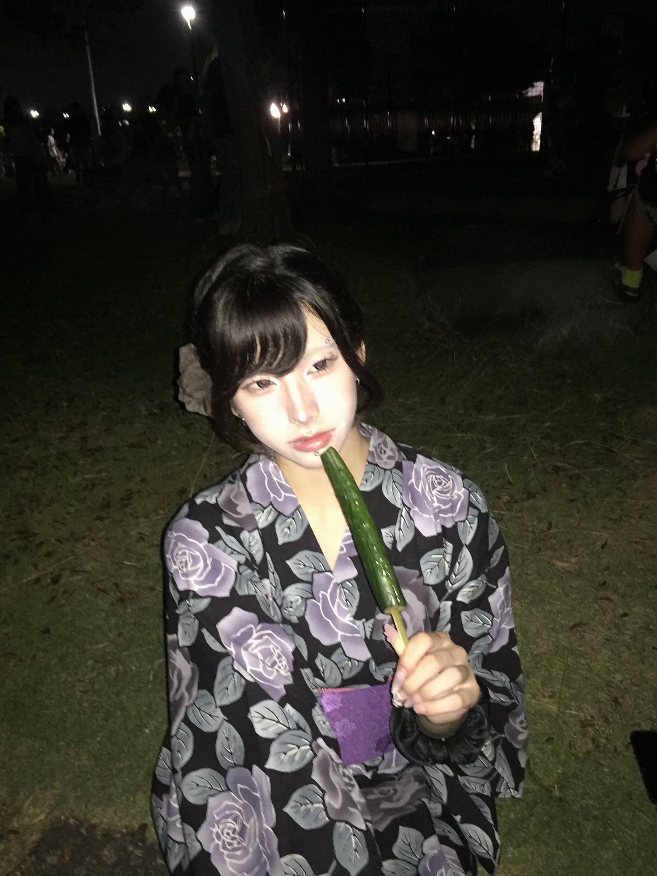 @4u