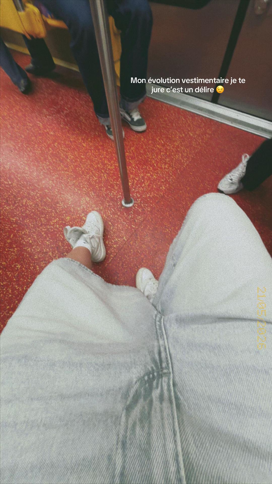 @𝐜𝐥𝟒𝐫𝐚.😶&zwj;🌫️