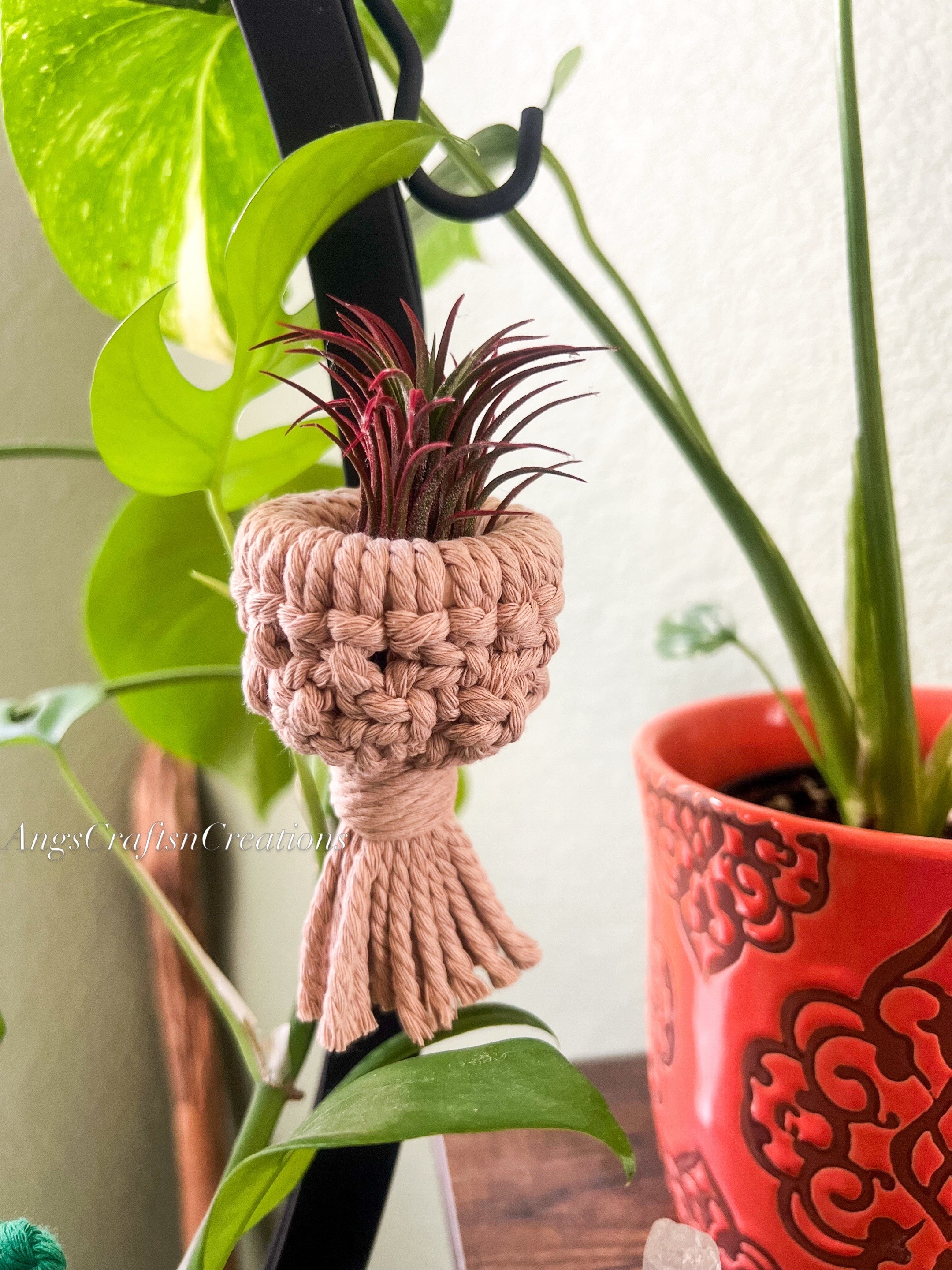 @AngsCraftsnCreations• Macrame