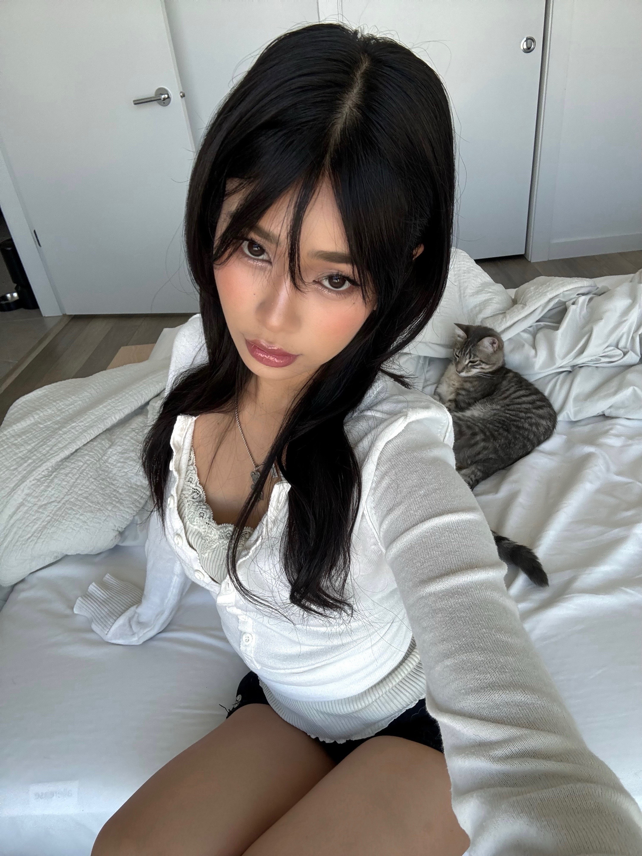 @E
