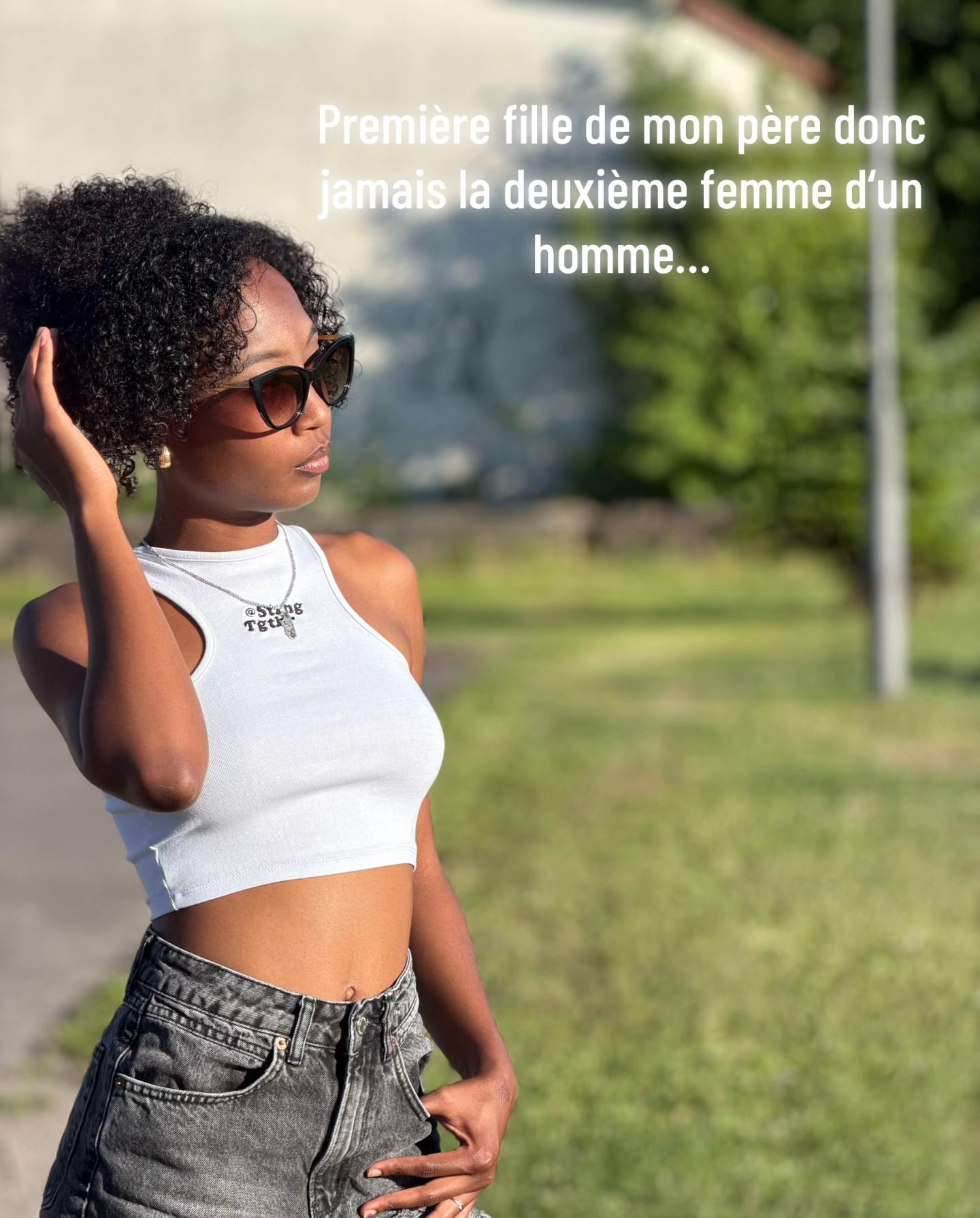 @Petite💋