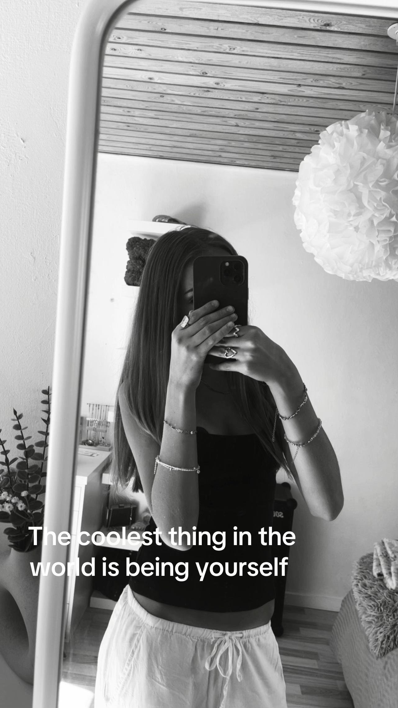 @Majaaa740