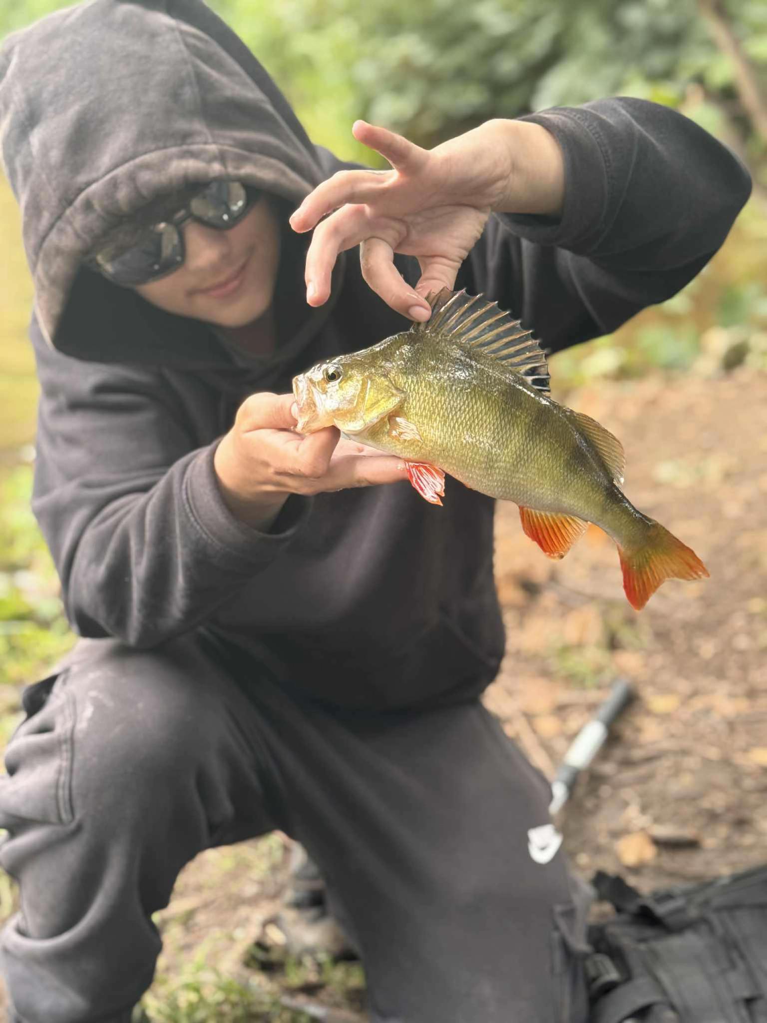@🎣