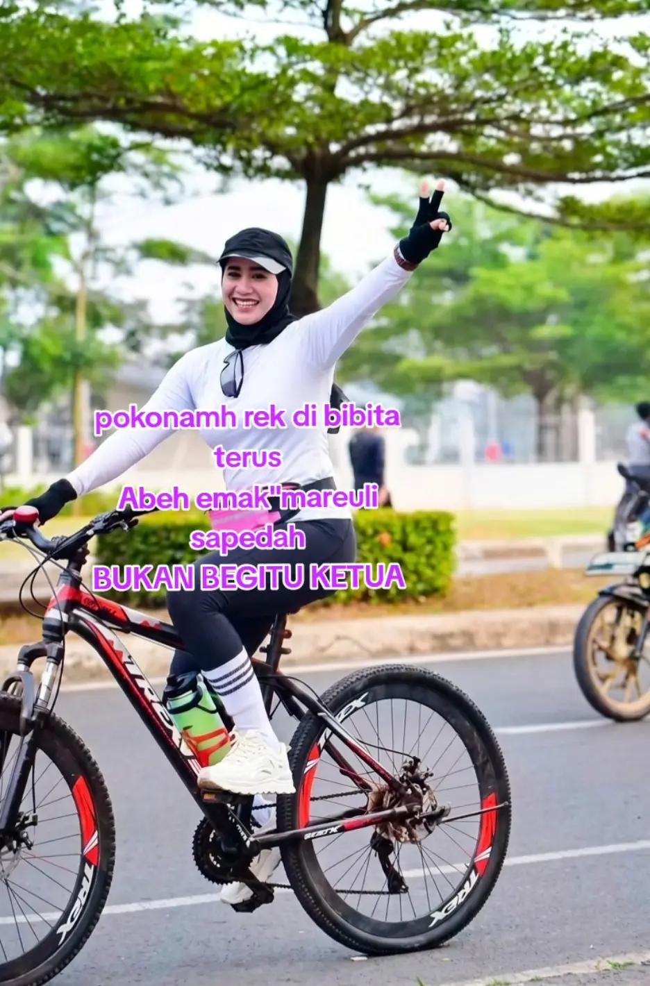 @Ella Elista Elista