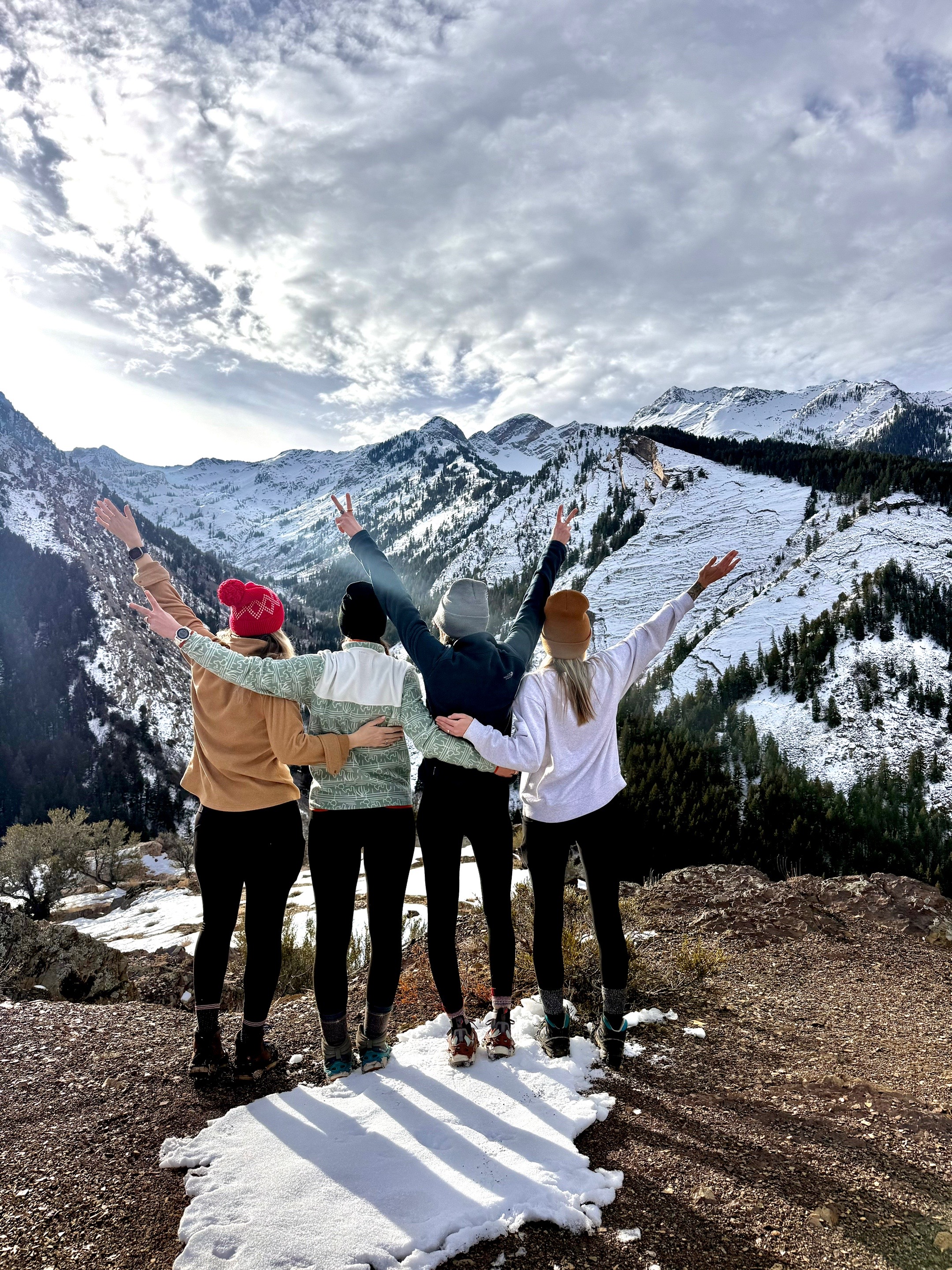 @Year Round Explorers