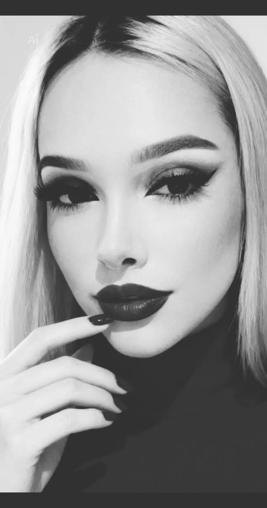 @Michelle 🖤