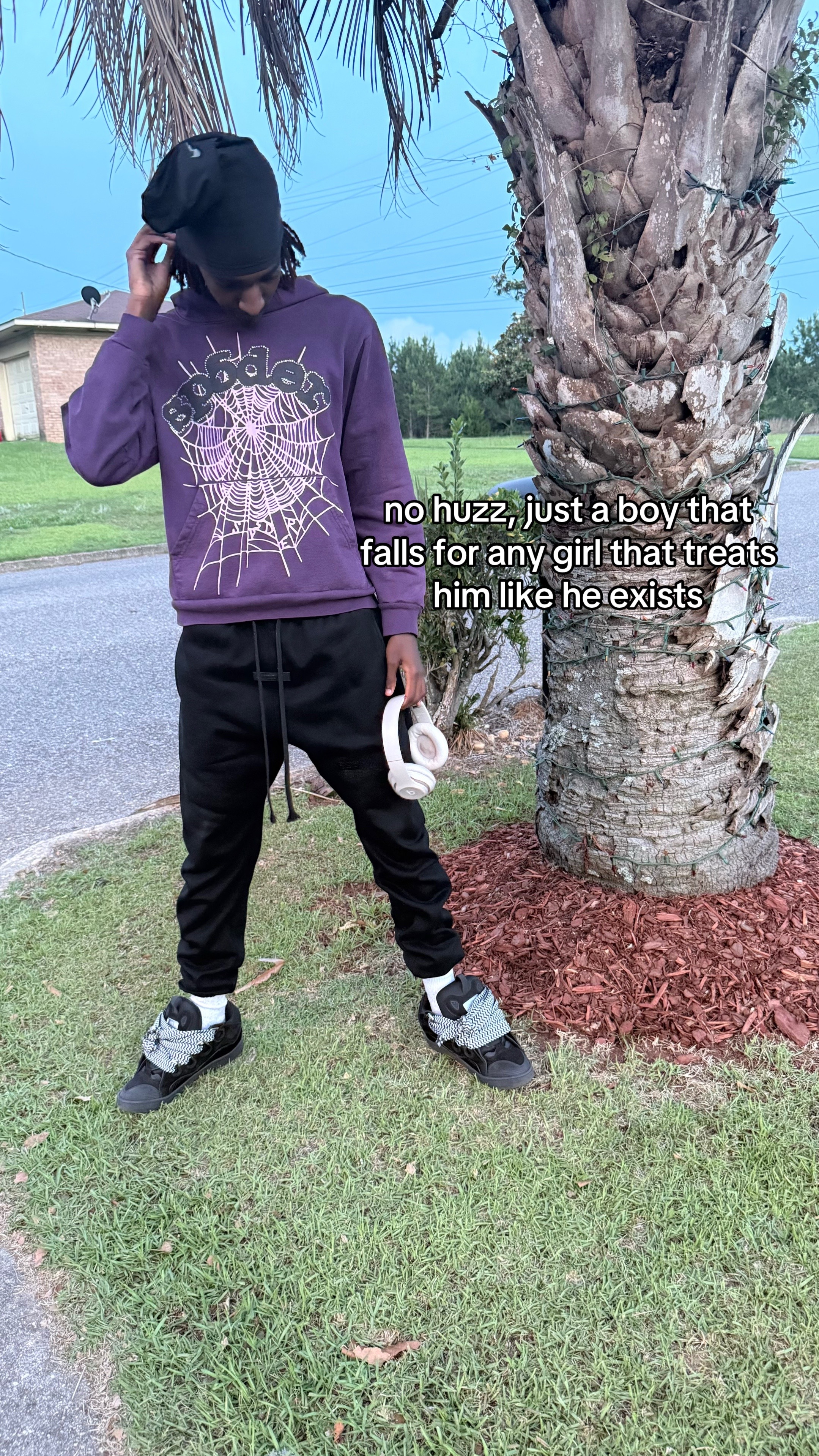 @:I