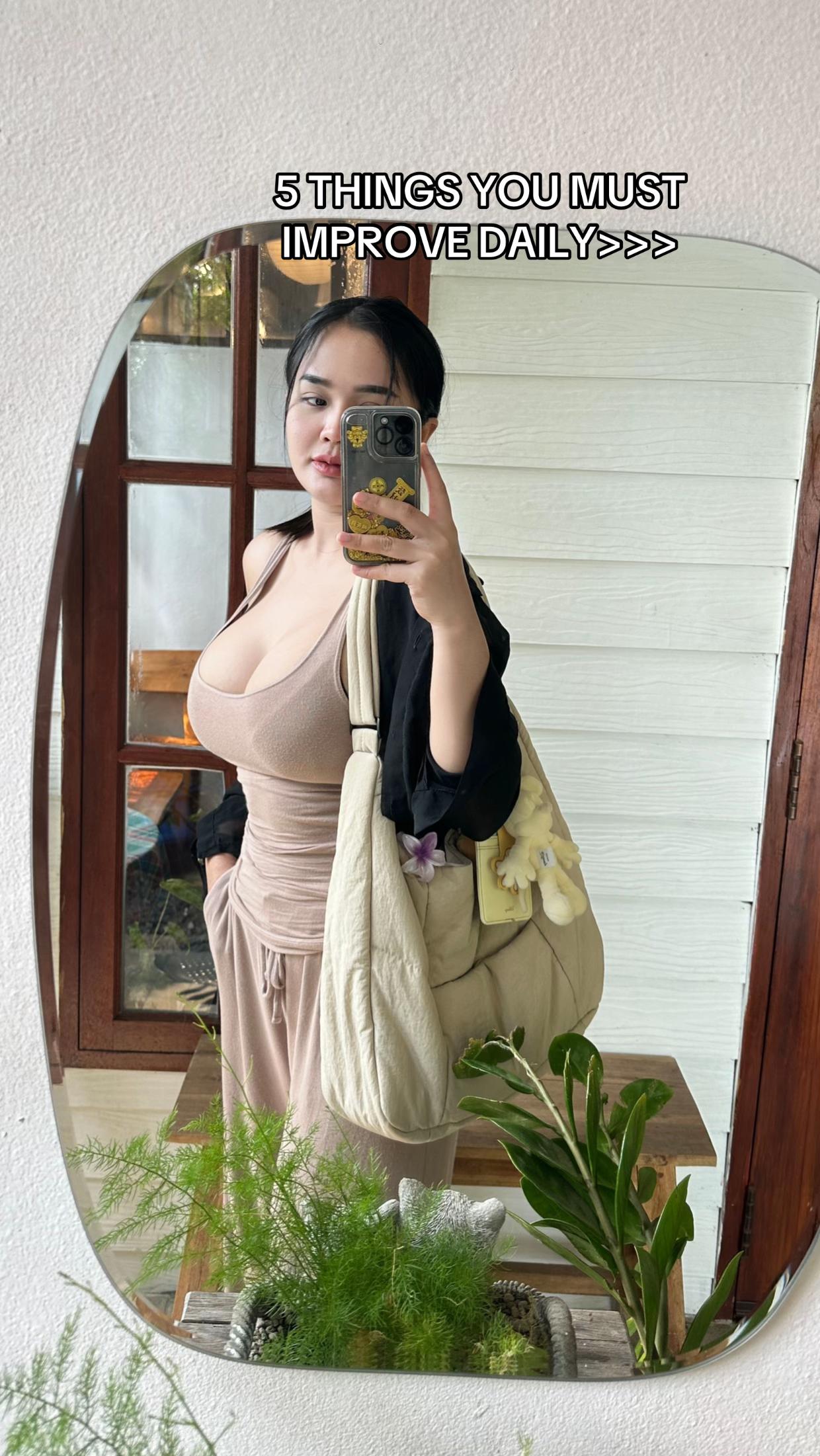 @เล็กจริยา🐽(ช่องจริง400k)
