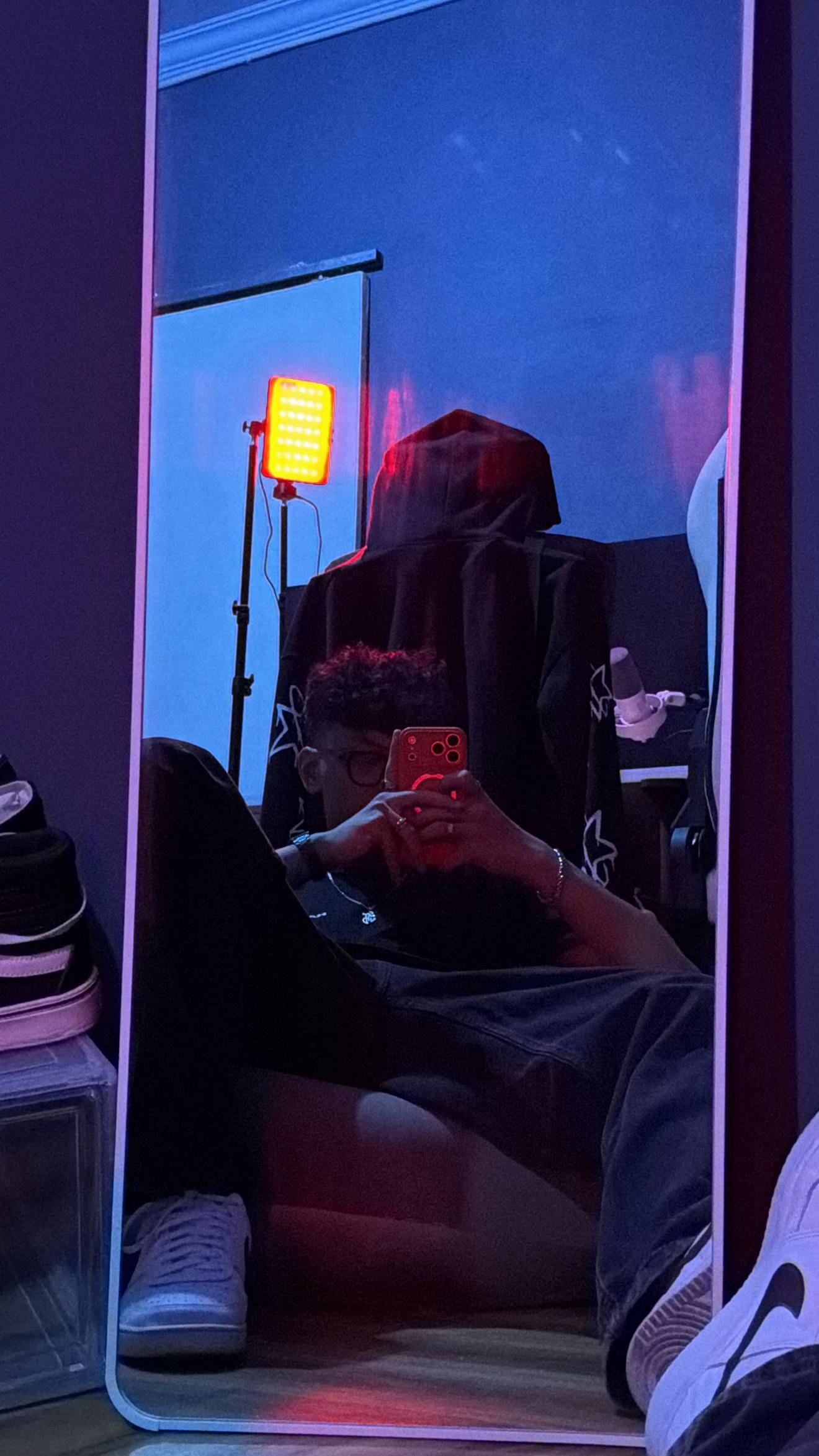 @Xauzy4K
