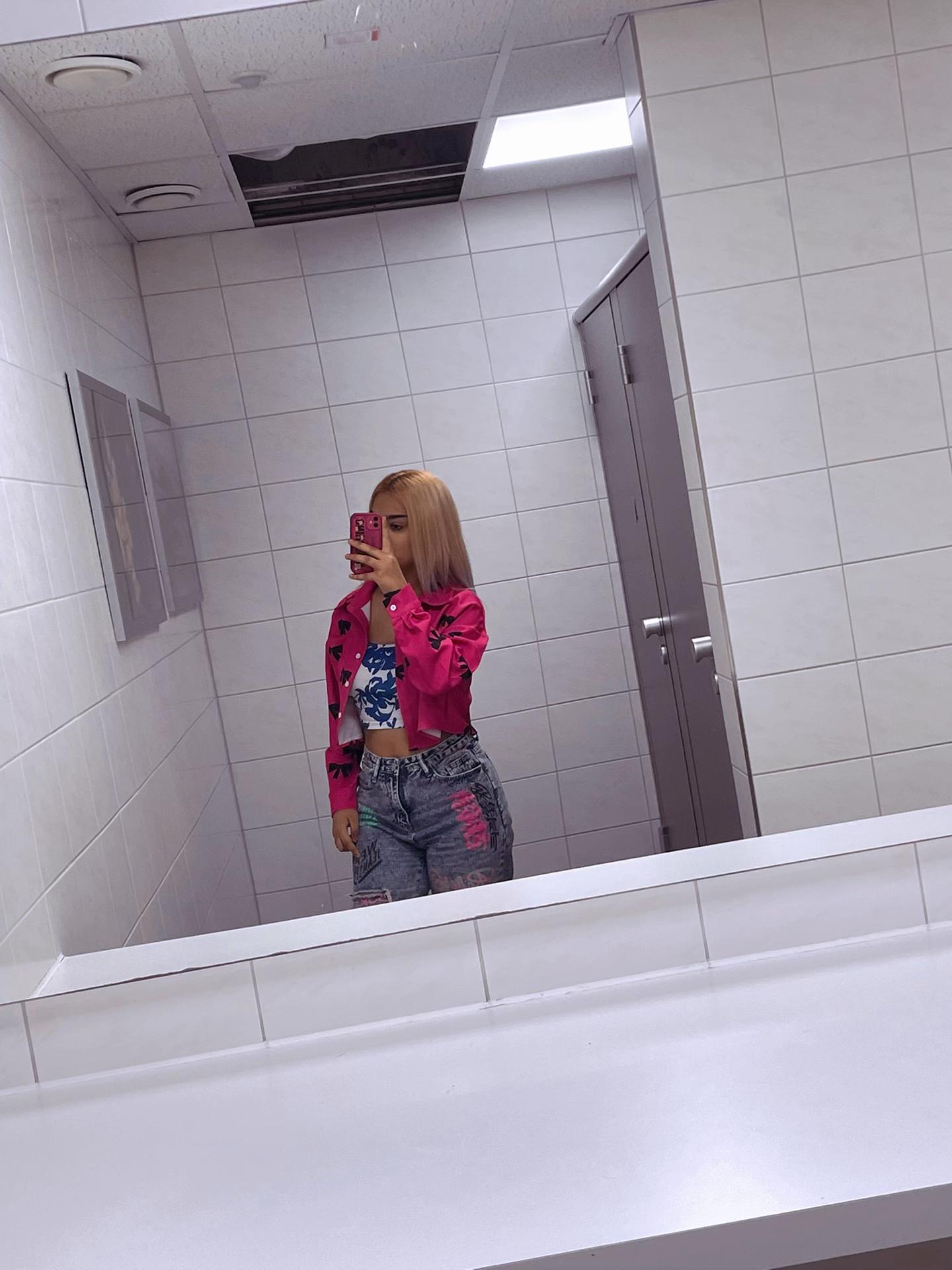 @blondes M&auml;dchen ❤️&zwj;🔥🥰