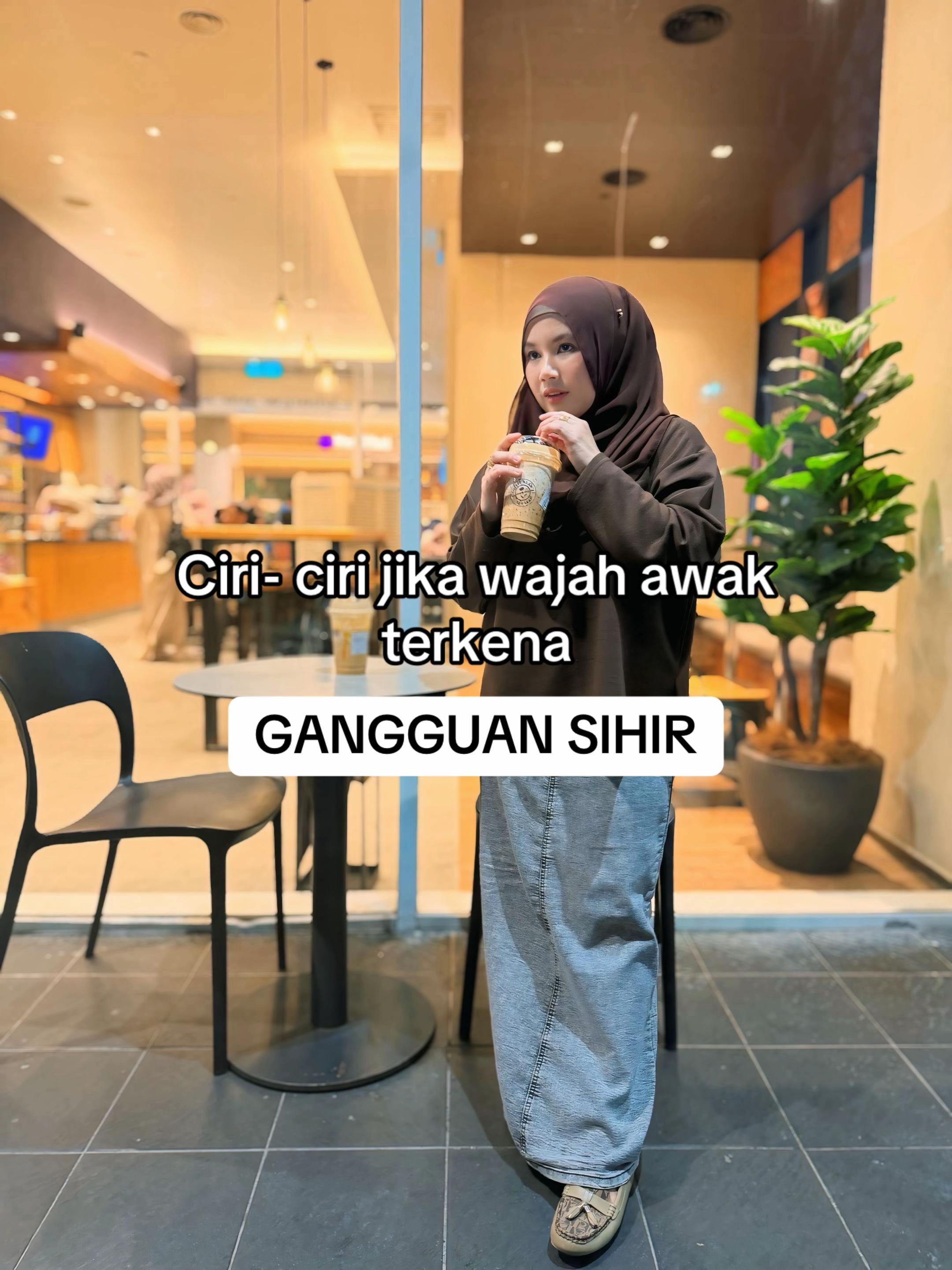 @A M N I Q L O