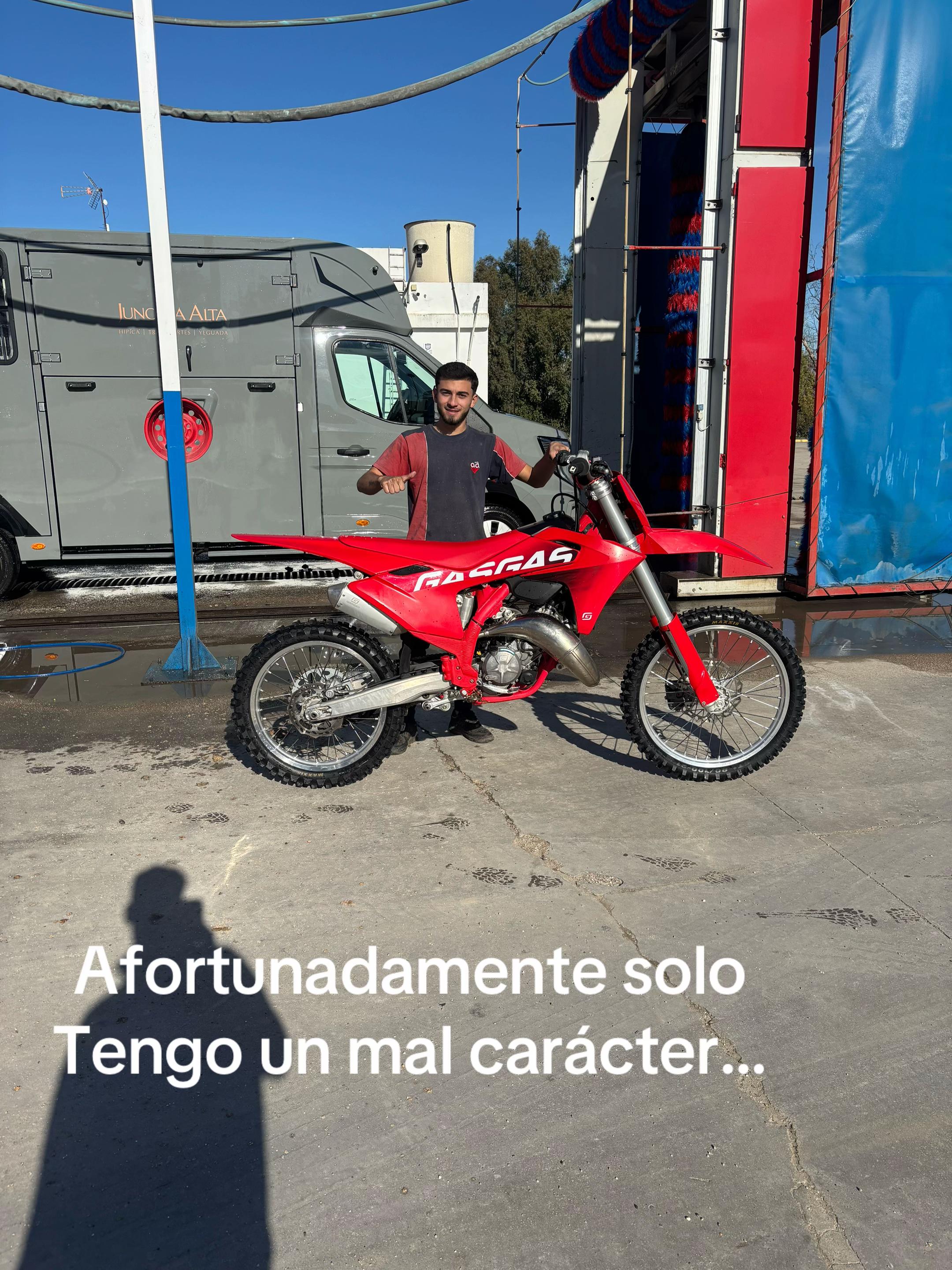 @Carlos