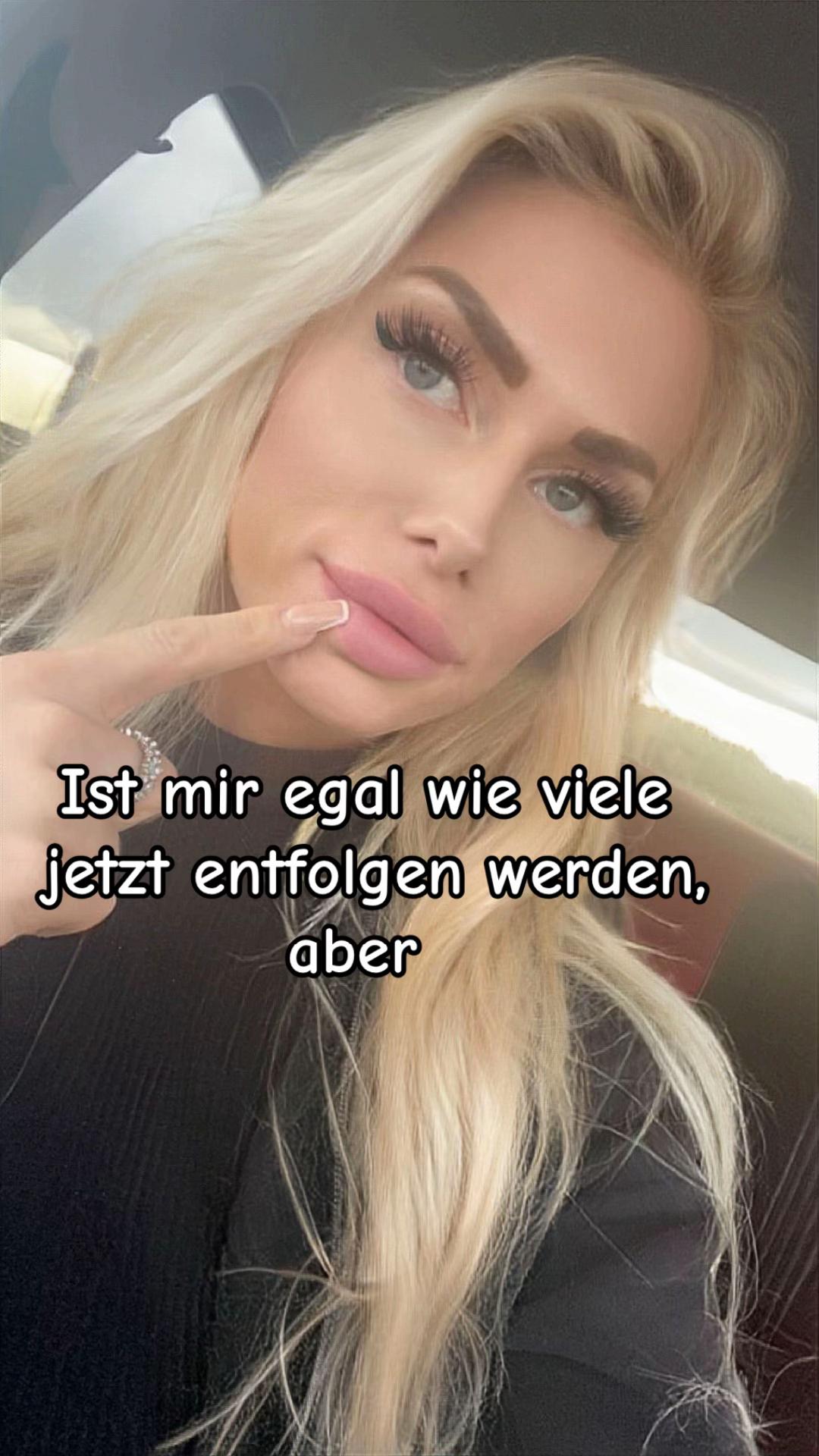 @Geraline_