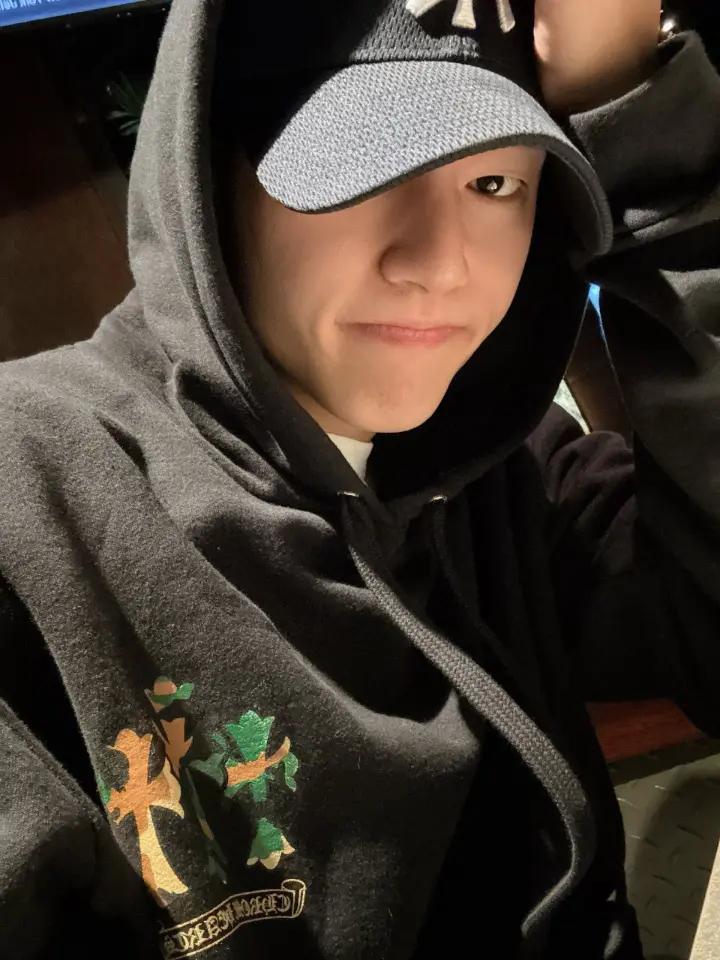 @your favorite wooyoung stan😘