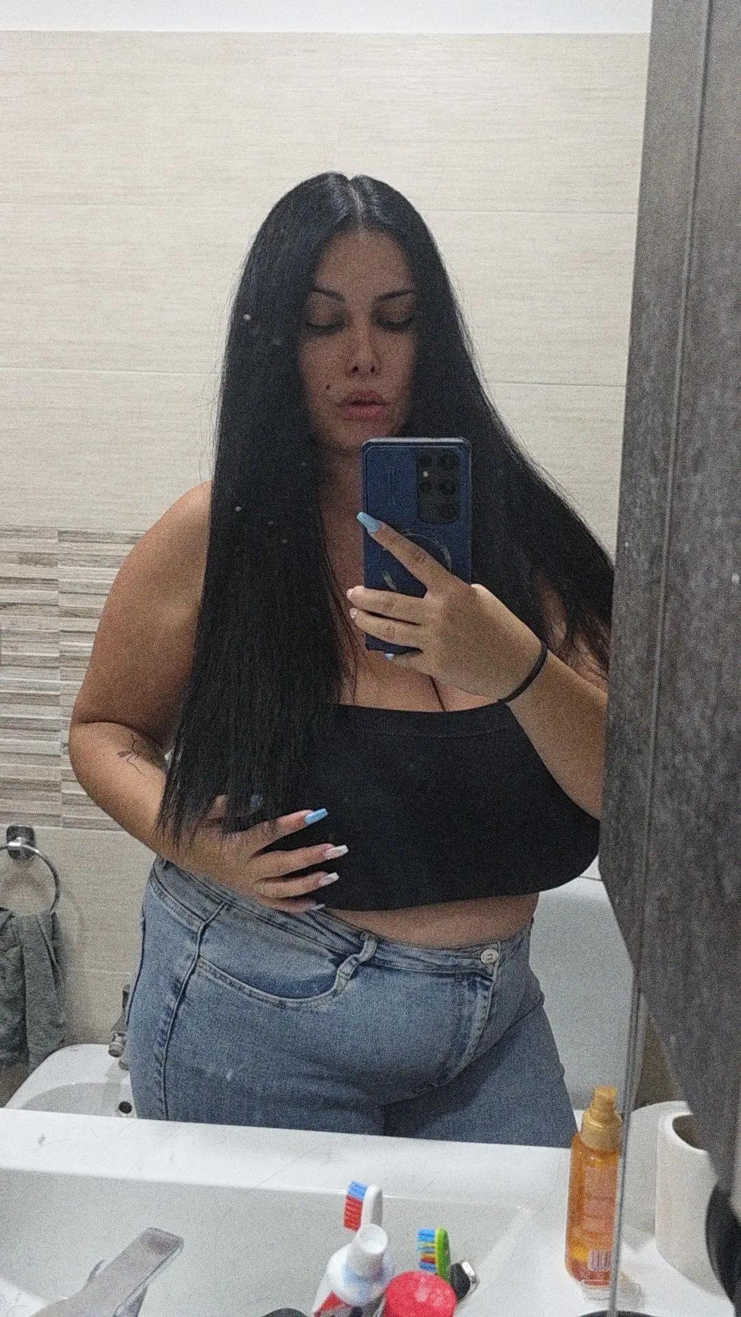 @👽