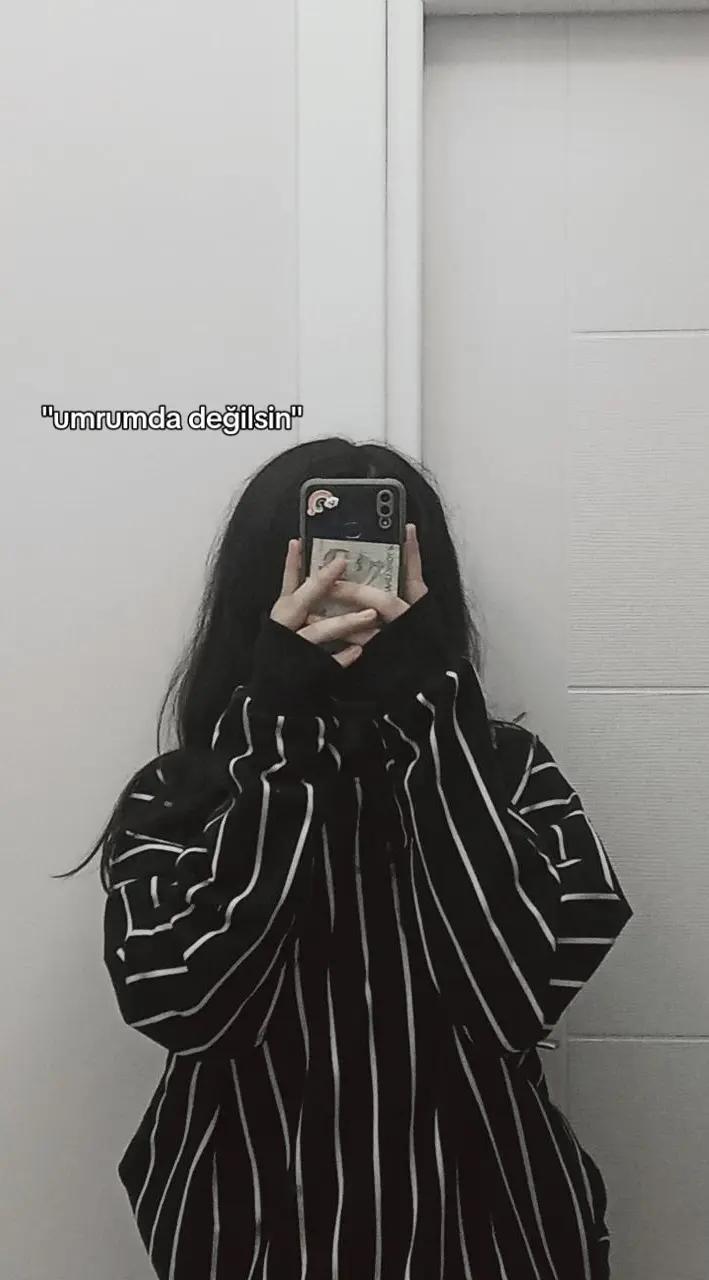 @yağmur❤️&zwj;🩹🐊🫶🏻🫧🦋💒🪬