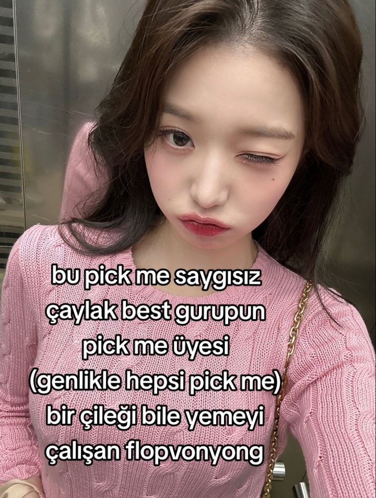 @jisoo hayatır gerisi yalandır