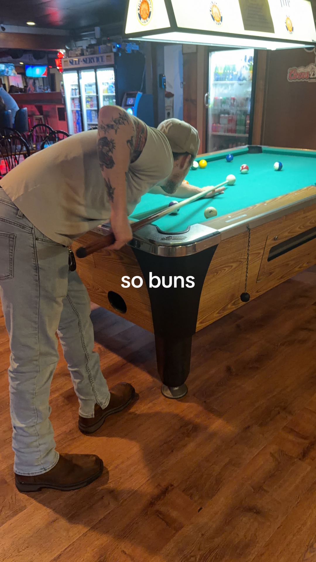 @bruzza