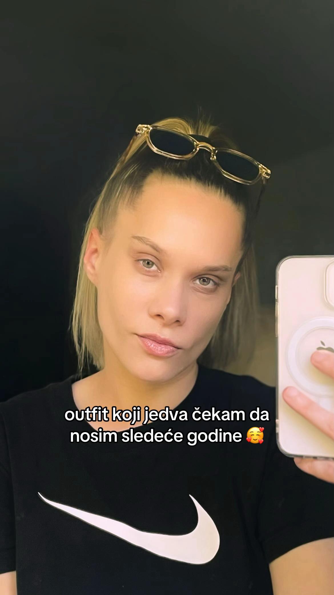 @ŠTA SE DEREŠ SVETLANA